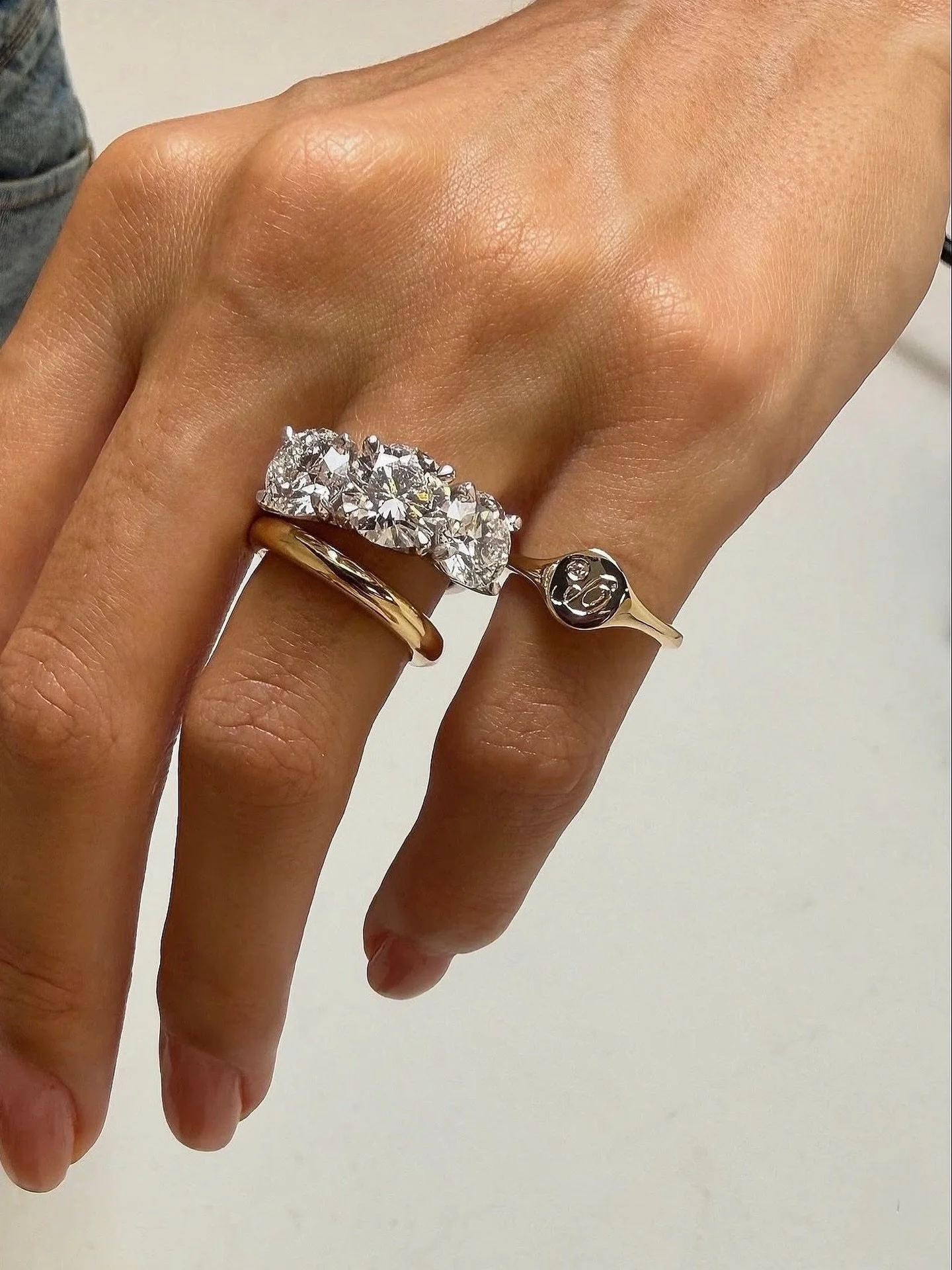 &lsquo;Like jewellery, our skin needs care, and I think it is so nice that we now think of self-care as an investment for a long-life and healthy skin.&rsquo;
⠀⠀⠀⠀⠀⠀⠀⠀⠀
We sat down with Creative Director and Co-Founder of Natasha Schweitzer, and long