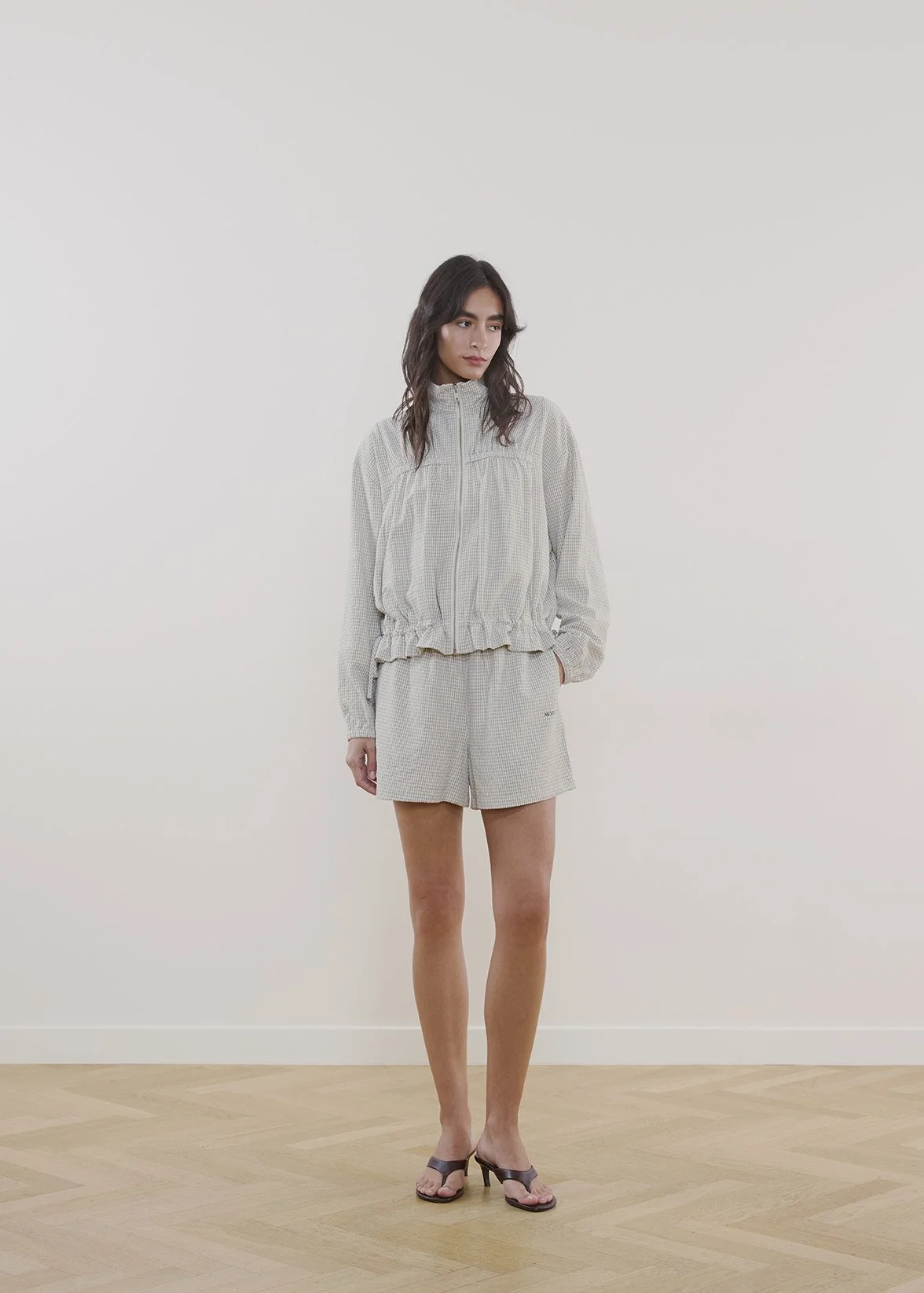 LOOK 7