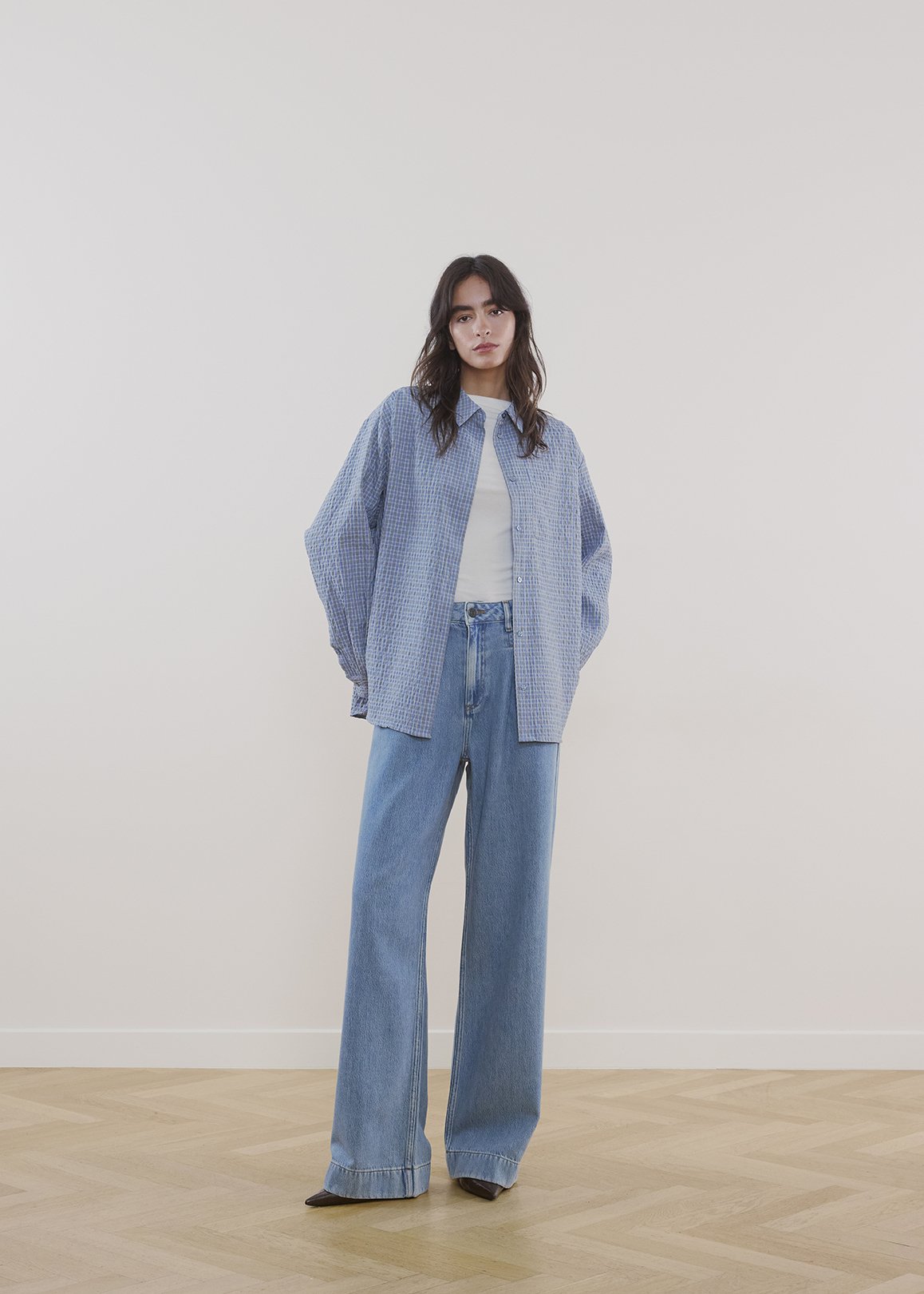LOOK 16