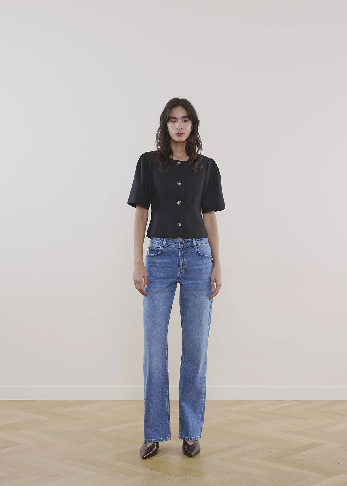 LOOK 22
