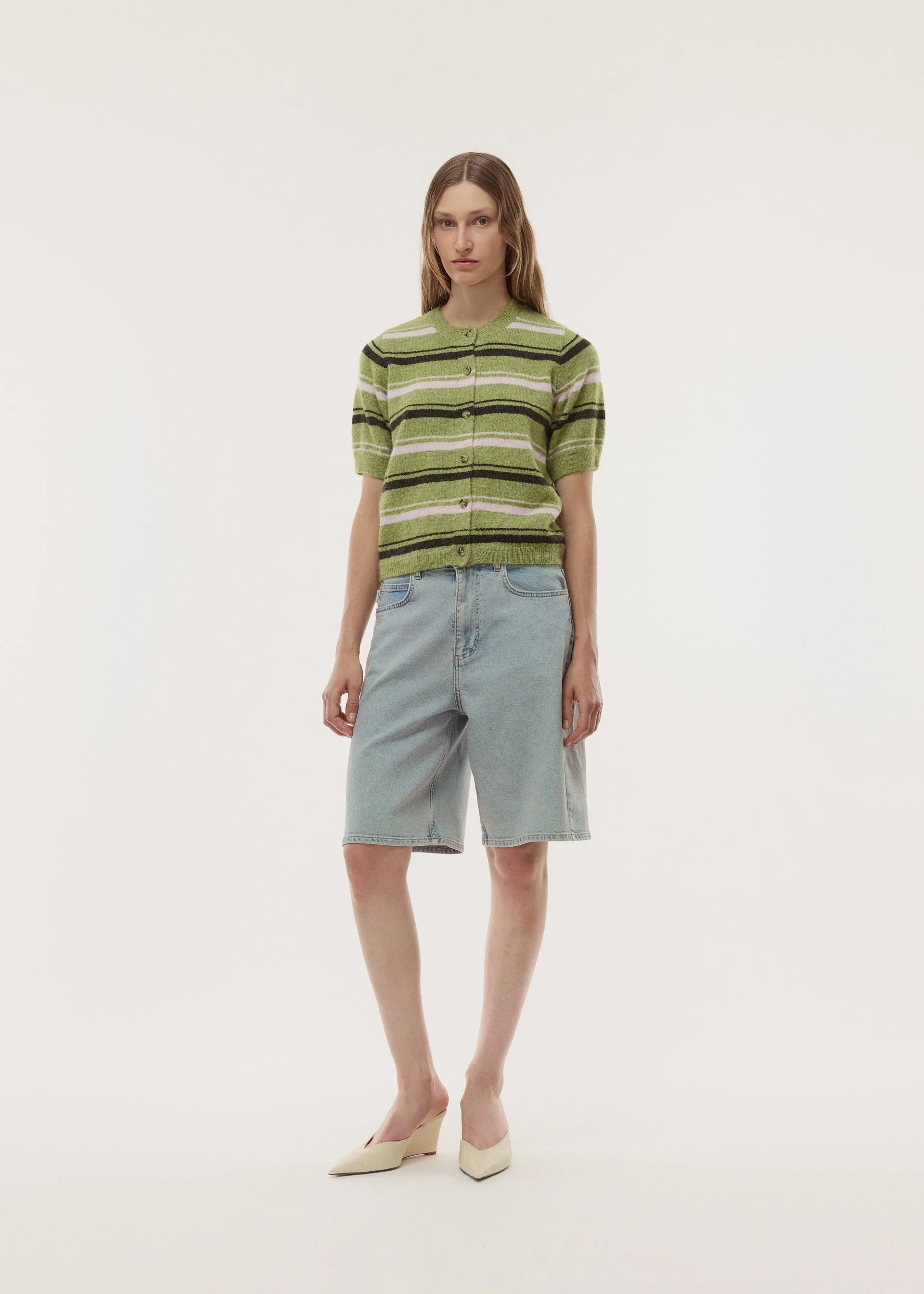 LOOK 16
