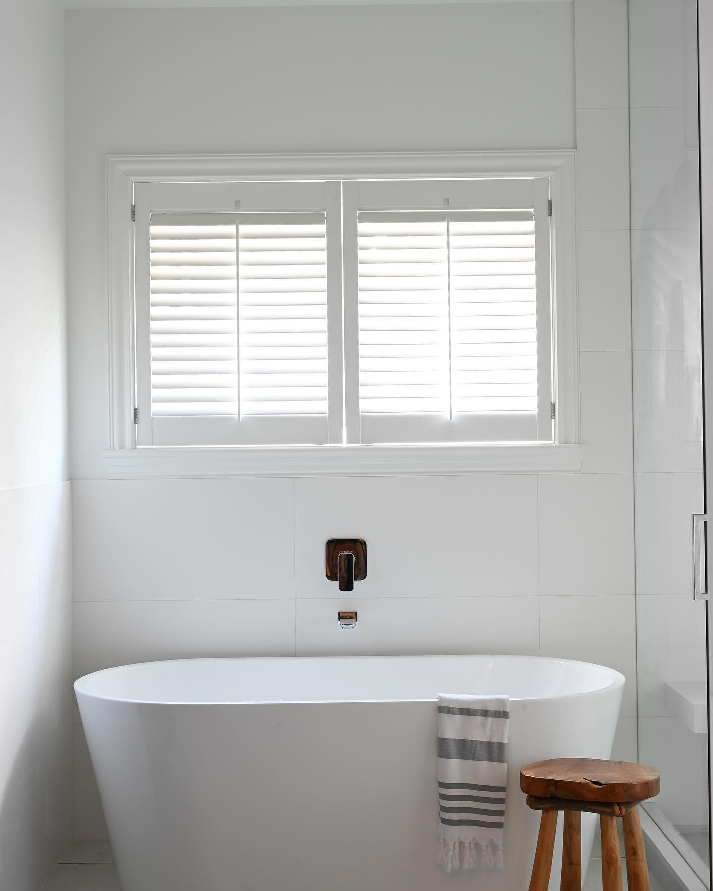 Hands up if you have California shutters 🙋
We still love them, and in the right location, they are beautiful and practical. But, we frequently help clients find alternative solutions. When fully open, shutters  block up to 40% of natural light, and 