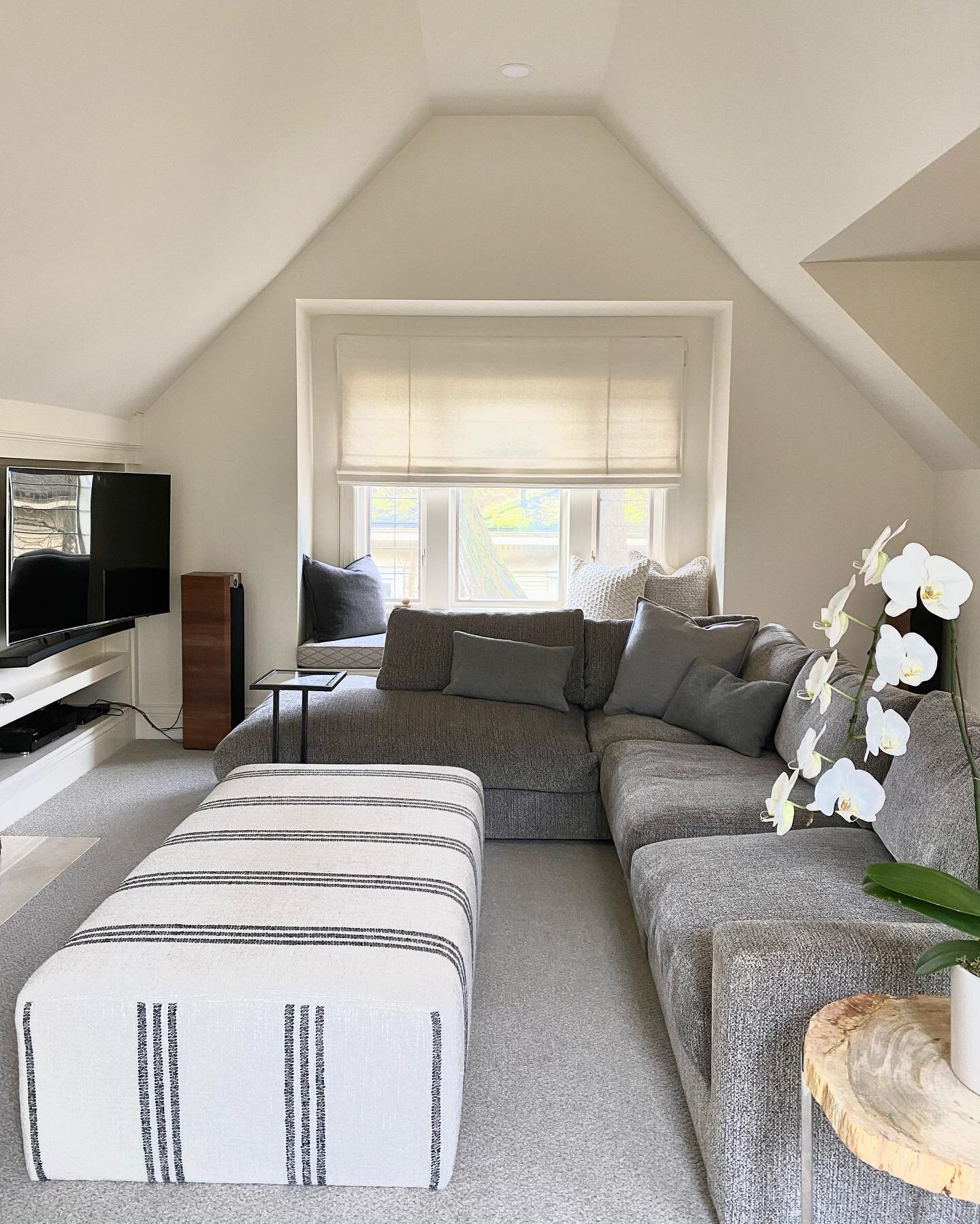 A luxe Netflix lounge. 
Beyond window coverings, we also design and create custom furnishings, pillows and bench cushions. Contact us to reimagine your space. 

#wilsondressedwindows 
#vancouverwindowcoverings
#vancouverupholstery
#linen
#kravet
#rom