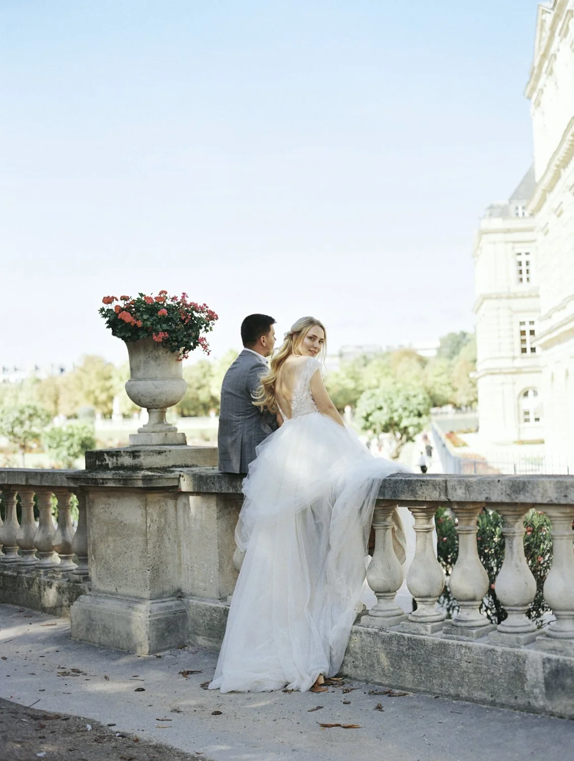 paris-couples-engagement-wedding-photos-france-photographer-by-david-dufeal-photography-4.jpg