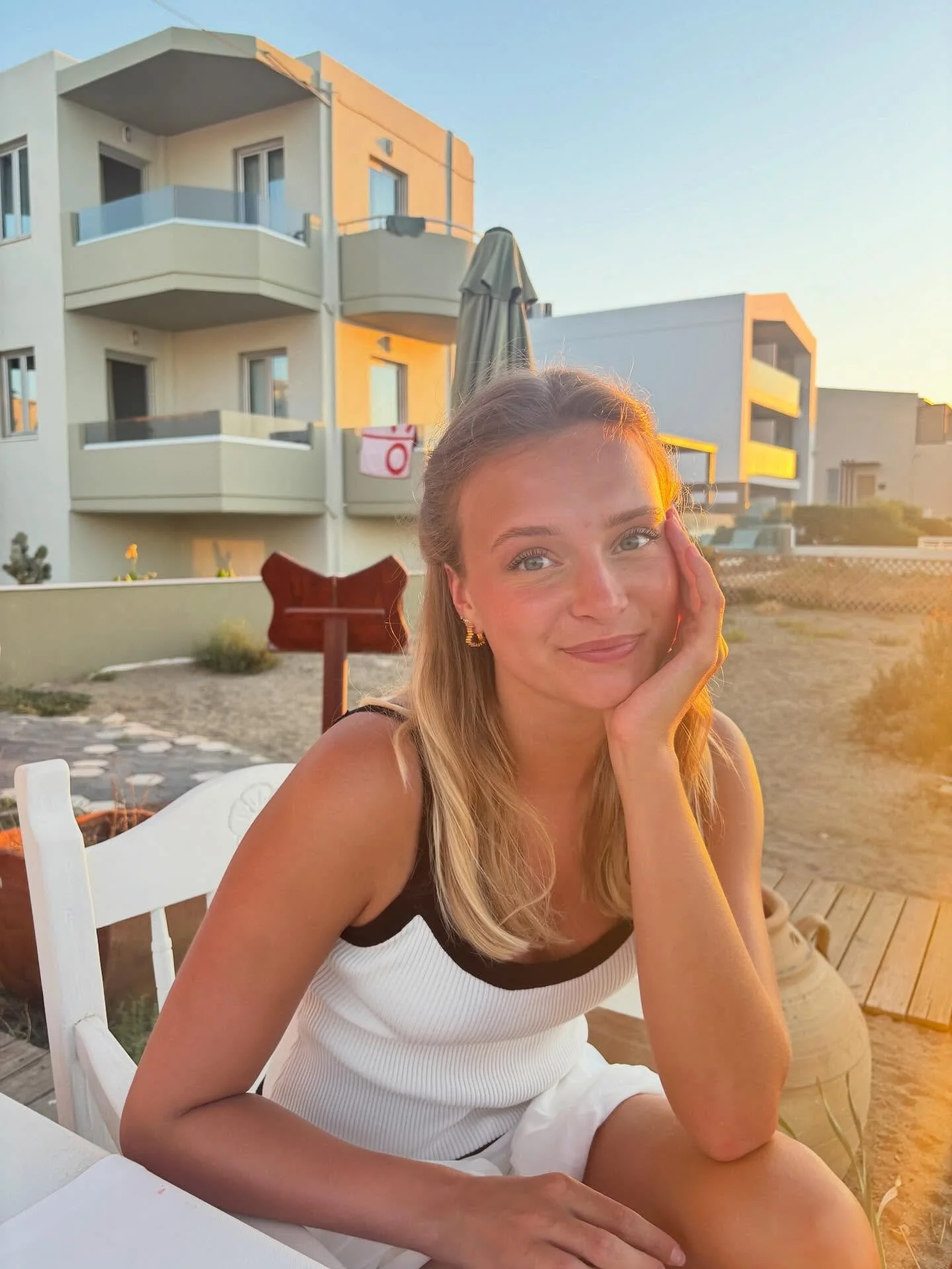 FiveMe har f&aring;et voksev&aelig;rk - s&oslash;deste @sofiewulff_ er nemlig blevet en del af vores seje hold af influenter 😃🩷 Giv hende en varm velkomst!

Sofie er en sprudlende og livsglad pige p&aring; 24 &aring;r, der aktivt deler ud af sit li