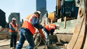 Stock handouts might help save the US ruling class