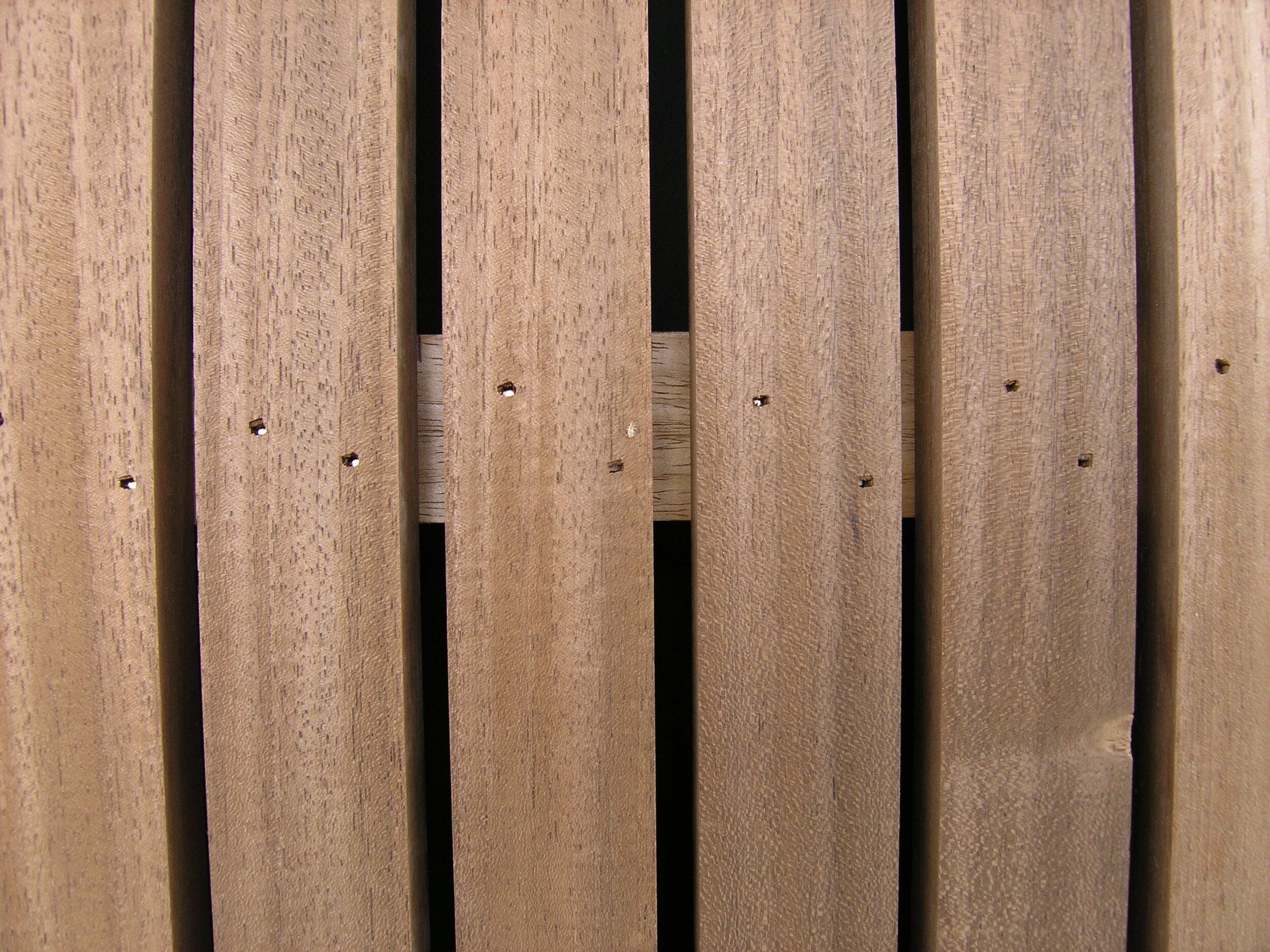 Sn11 - werf - detail houten afwerking.JPG