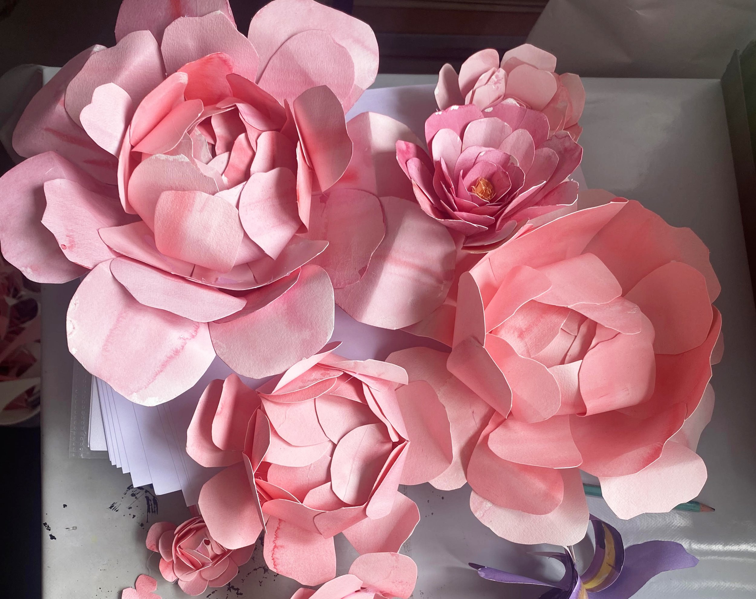 Watercolor paper flowers & set design