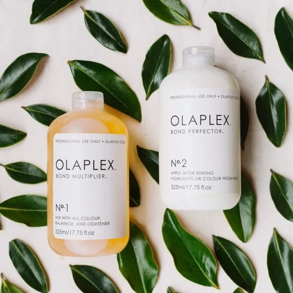 Olaplex’s patented active chemistry works on a molecular level to repair damaged and broken bonds in the hair that are caused by chemical, thermal, and mechanical damage. You can use OLAPLEX to restore damaged and compromised hair, or add it to anot…