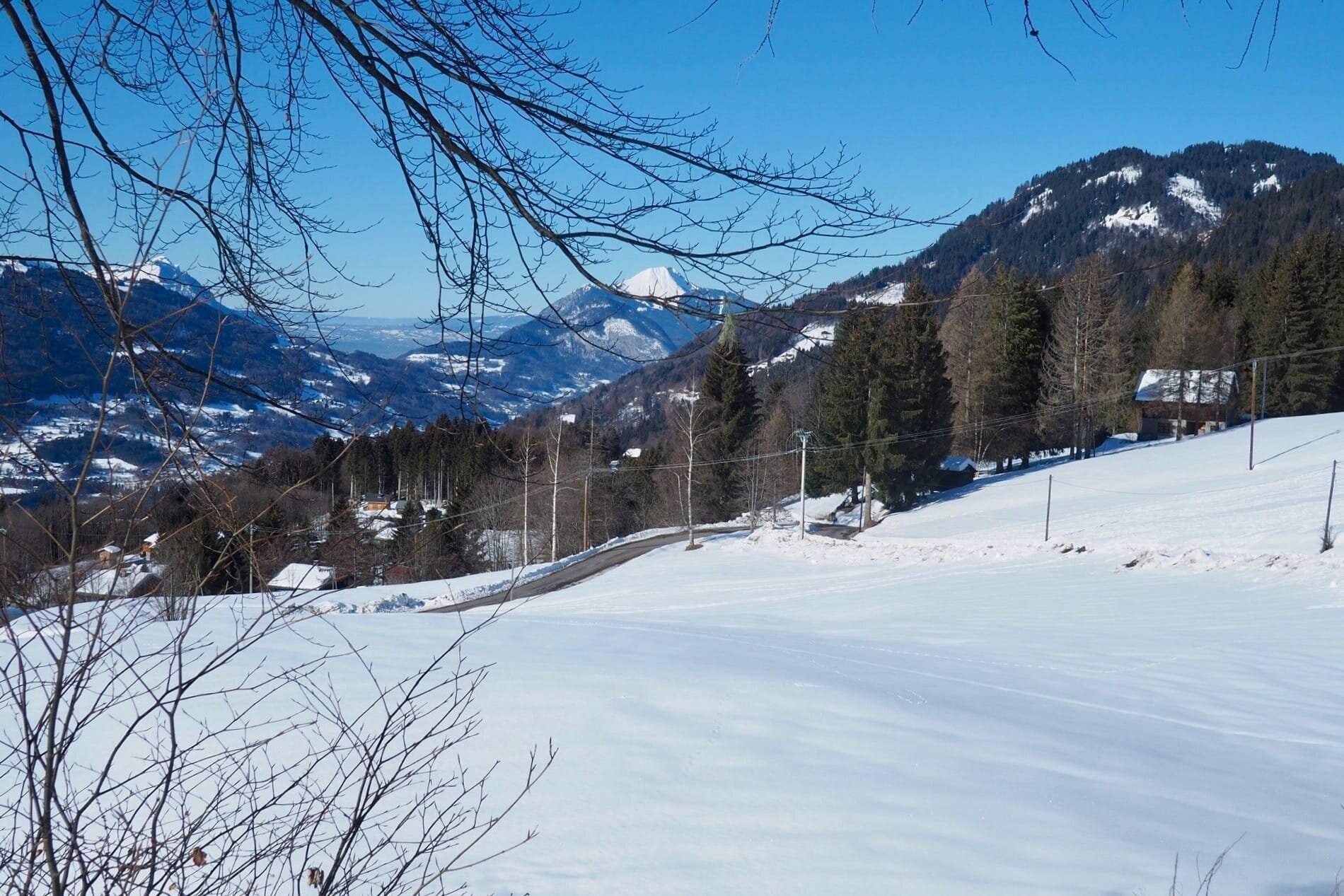 ski-chalet-marllys-mountain-people-samoens-33.jpeg