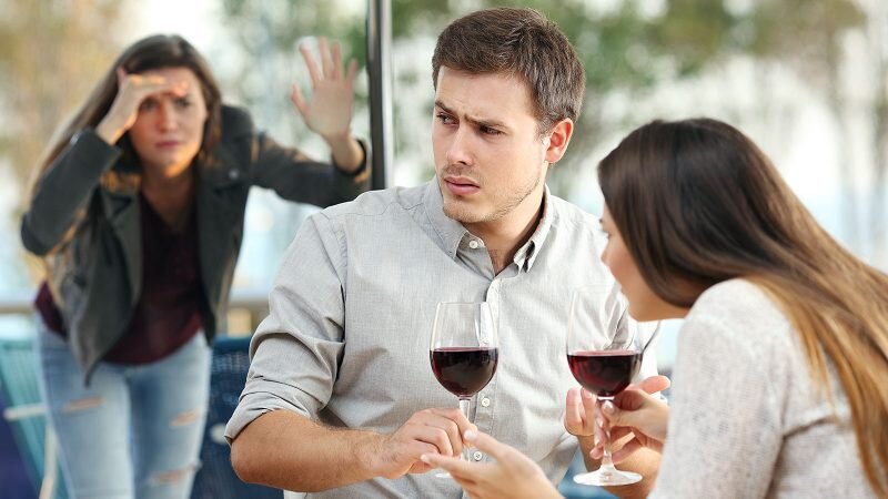 cheating_couple_190529-800x450.jpg