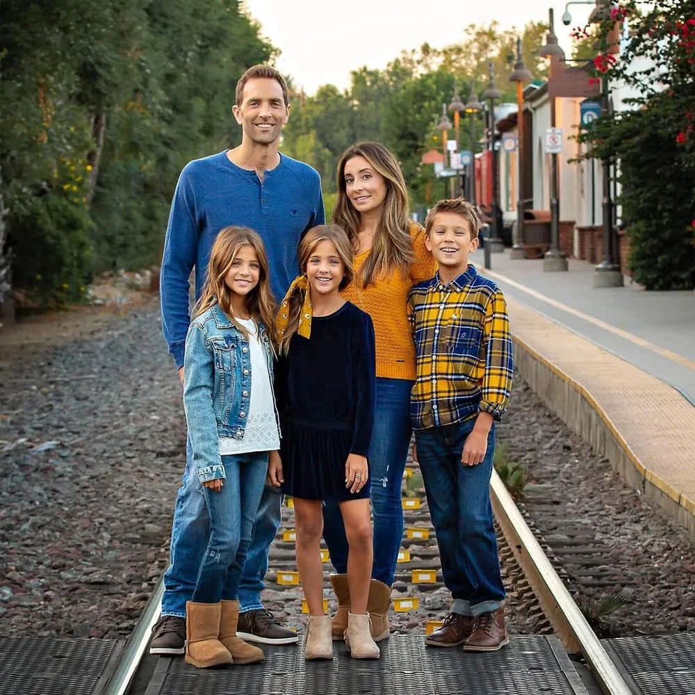 Life As The Mother Of Superstar Influencers, With Jaqi Clements Life As The Mother Of Superstar Influencers, With Jaqi Clements