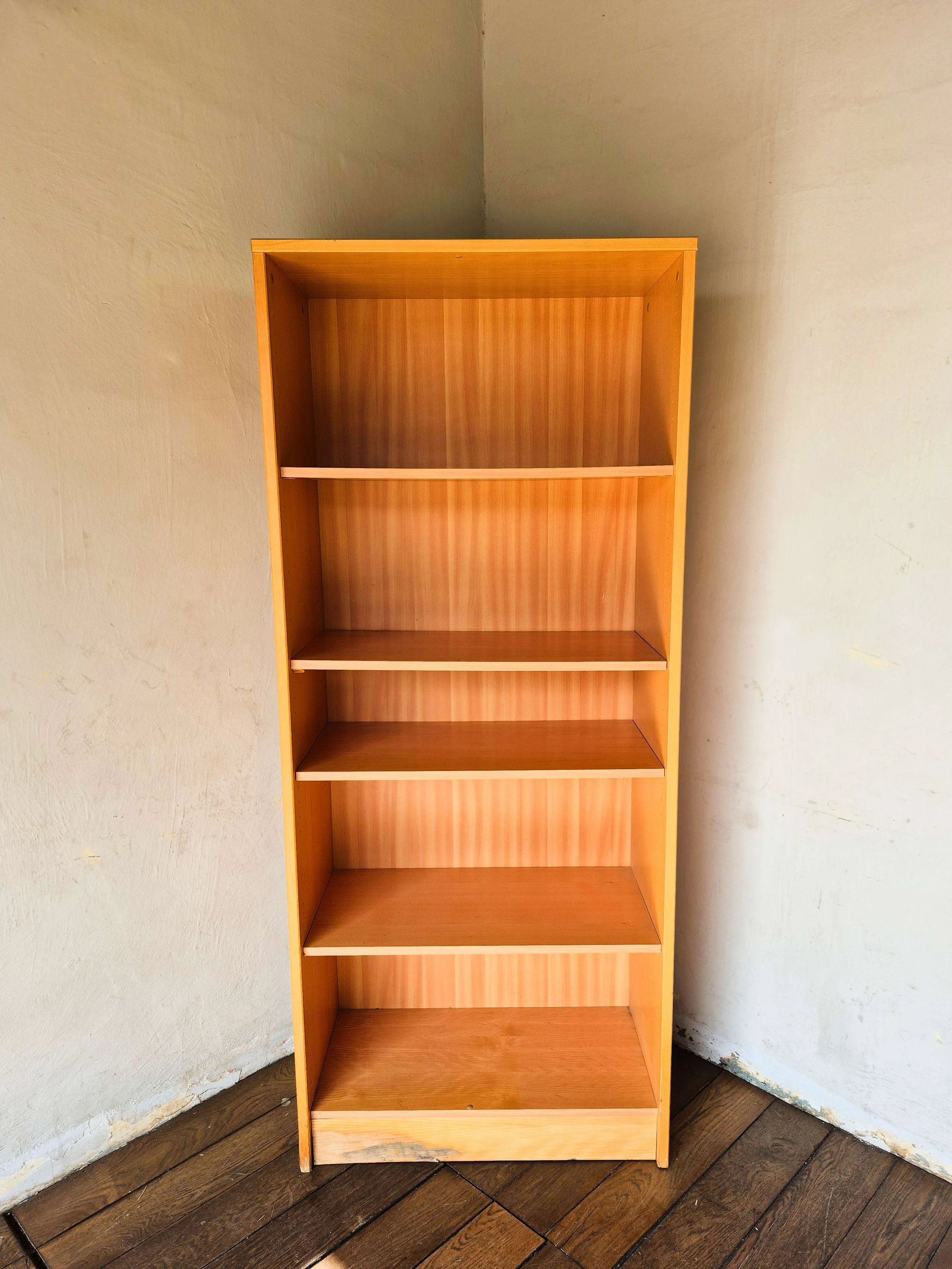Wooden Shelf - 04.jpg