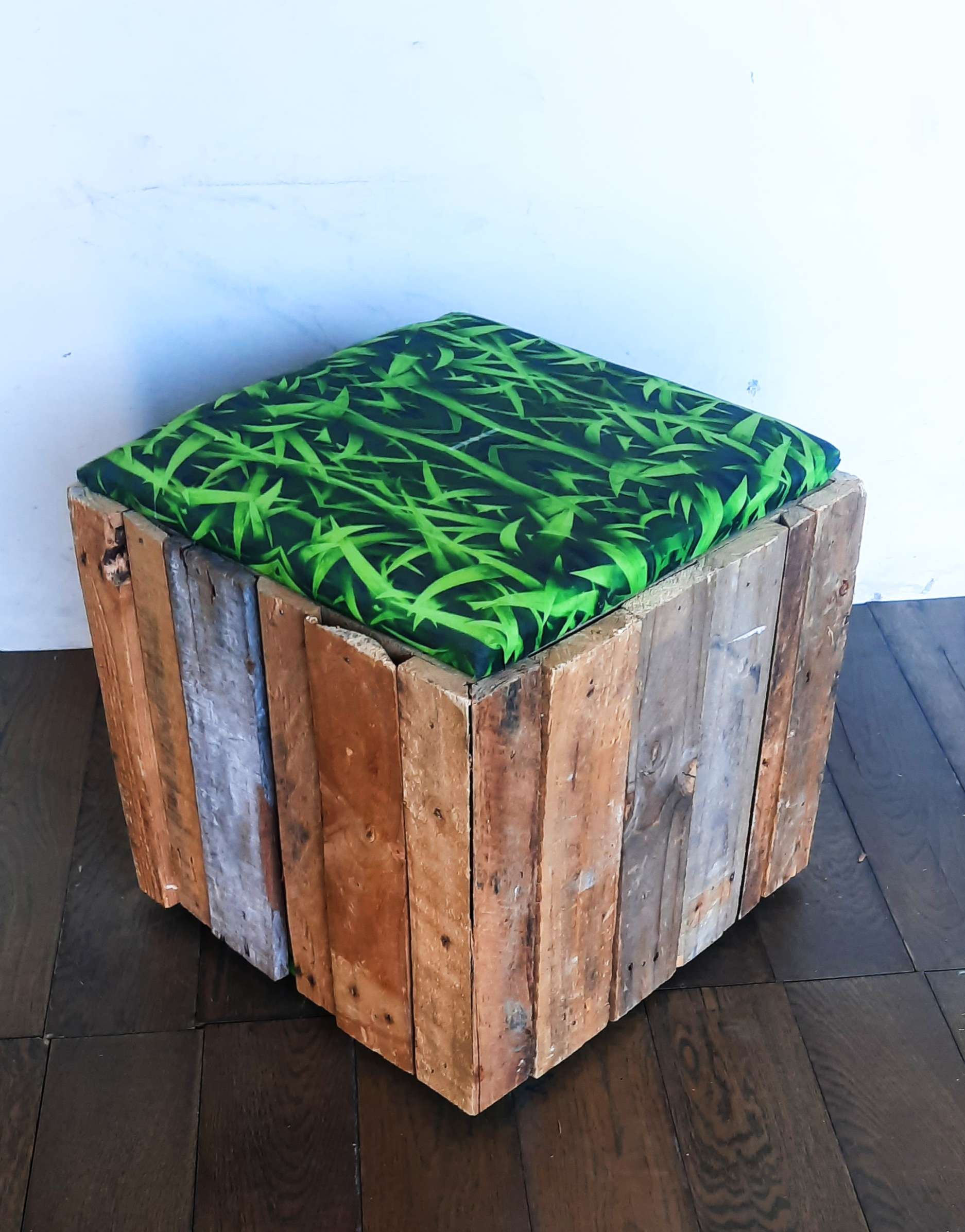 Small Garden - 01.jpg