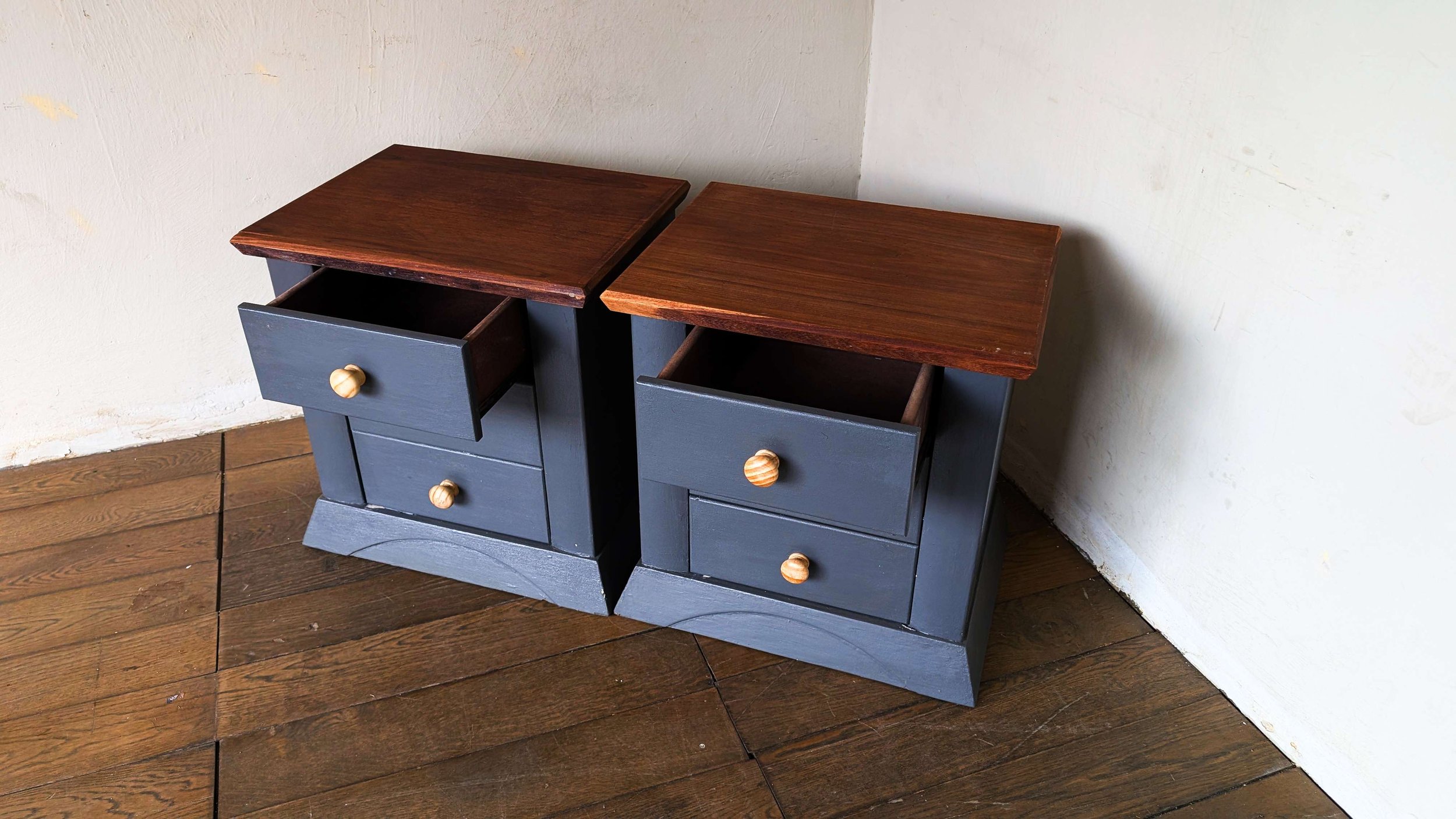 Bedside Tables - 03.jpg