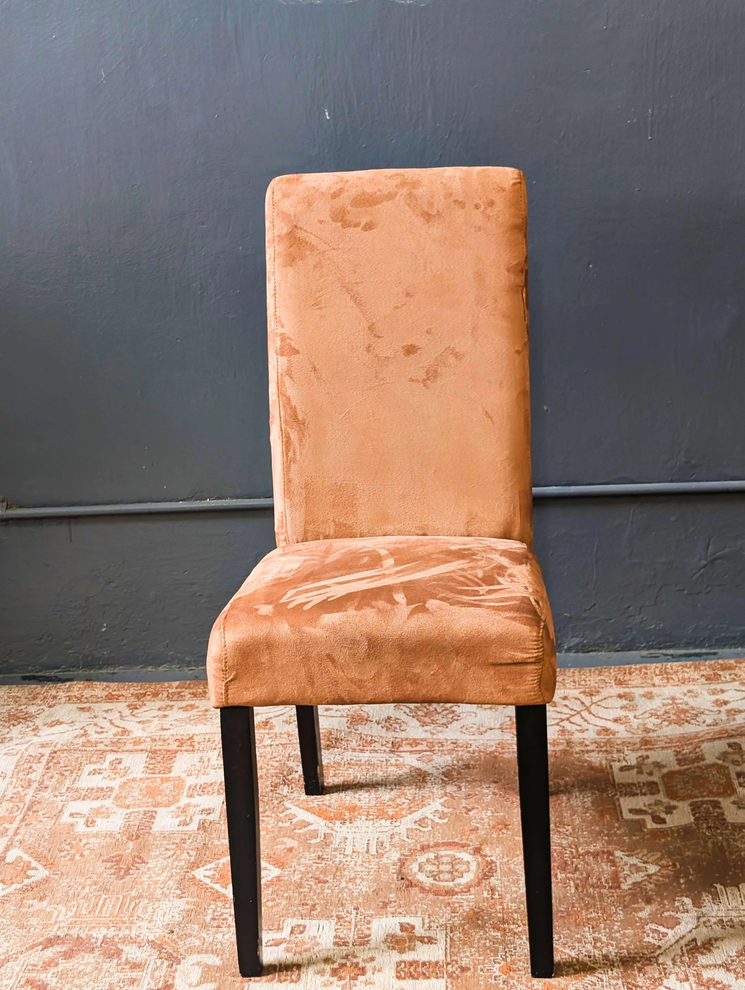 Brown Chair - 01.jpg