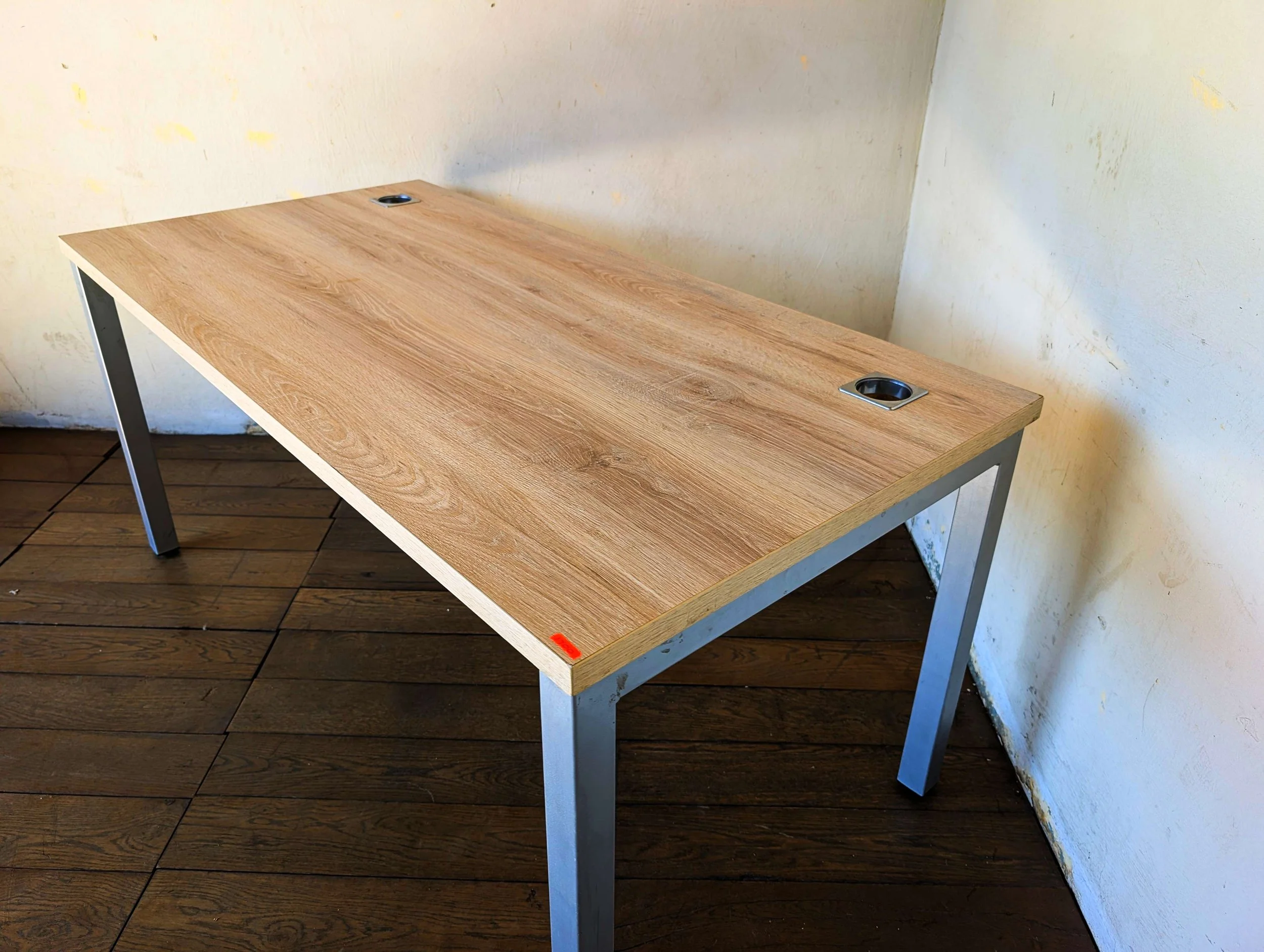 Office Desk - 02 (7).jpg