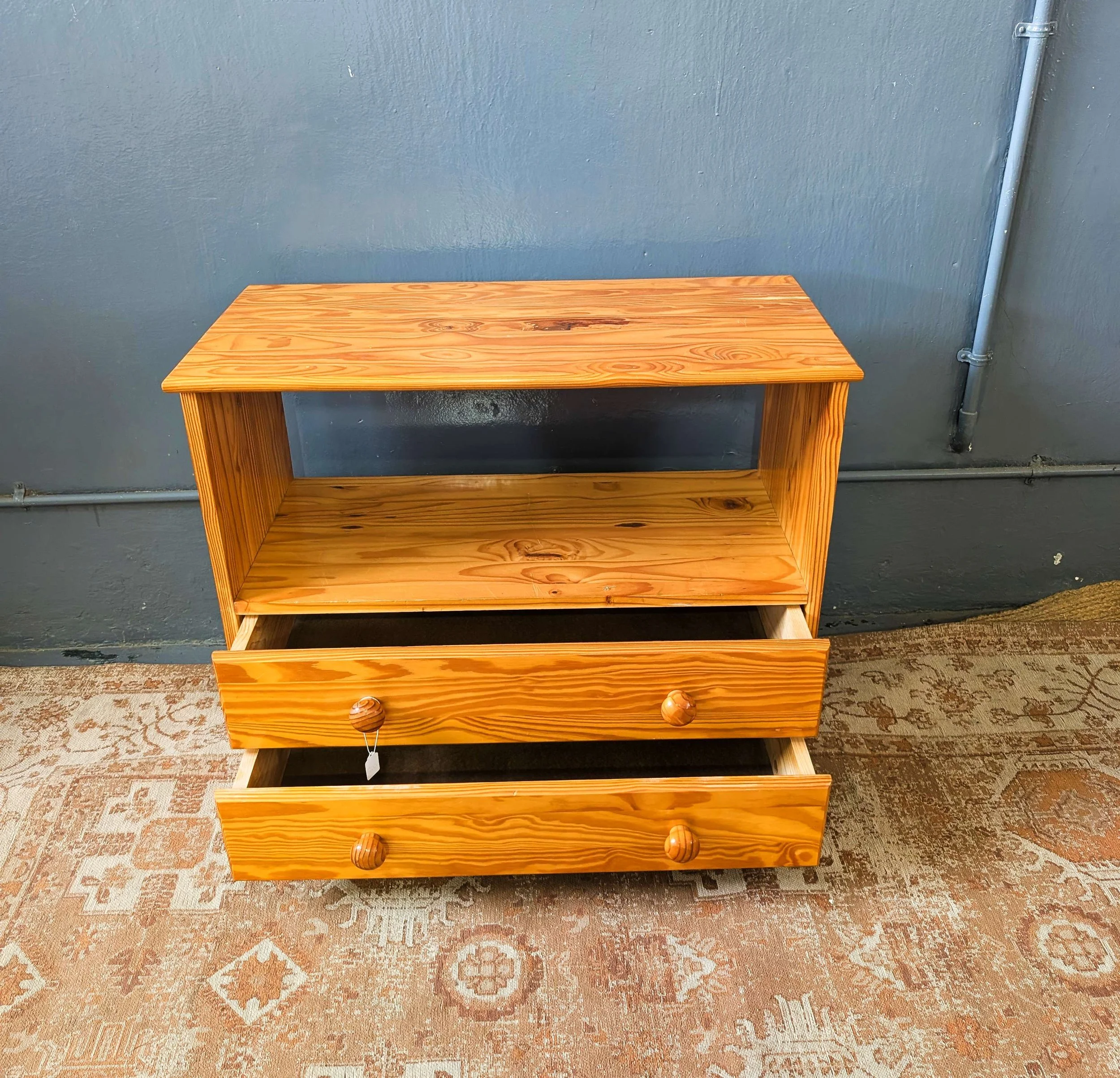 Cabinet With Drawers - 01.jpg