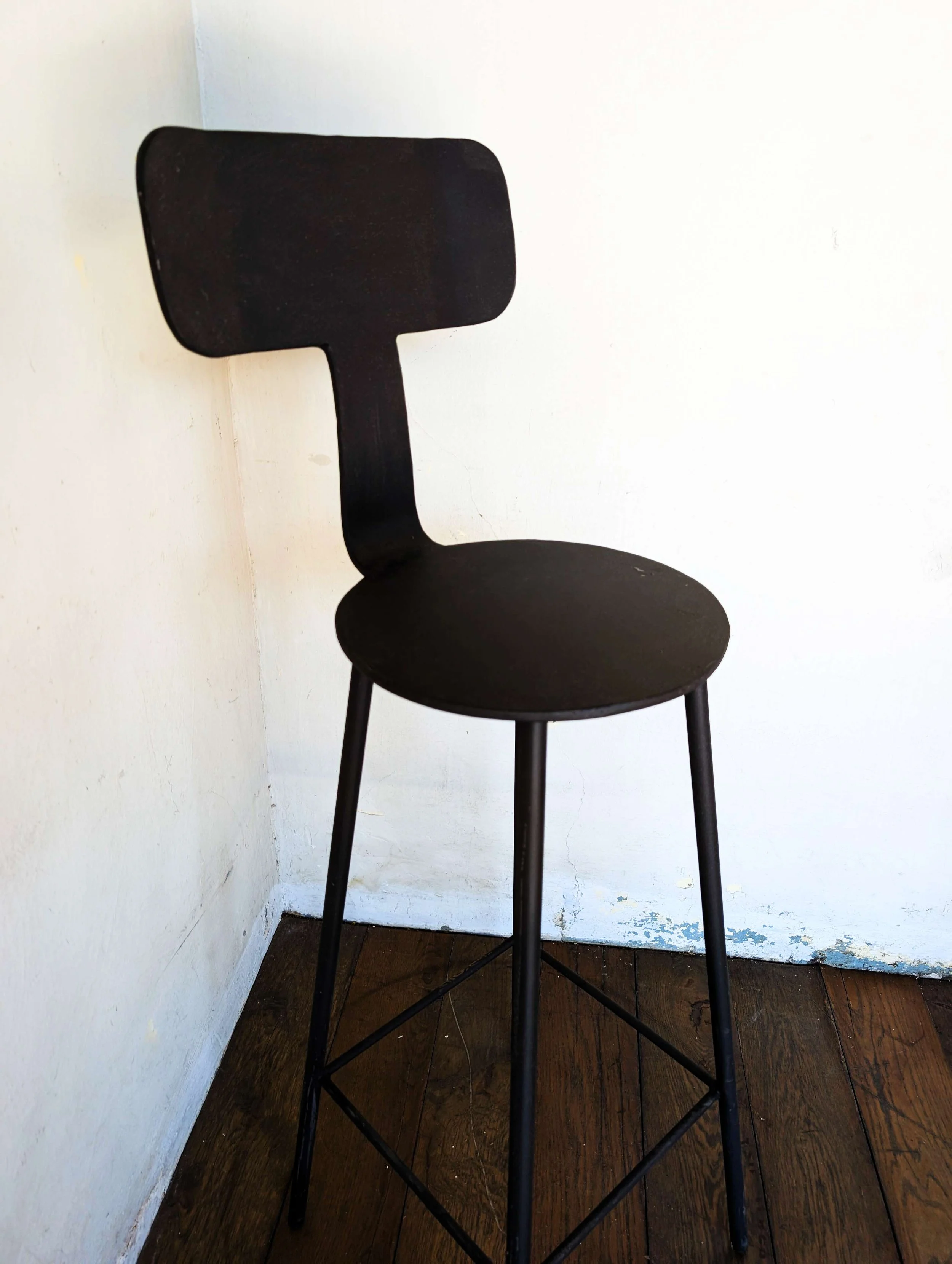 Black chair - 02.jpg