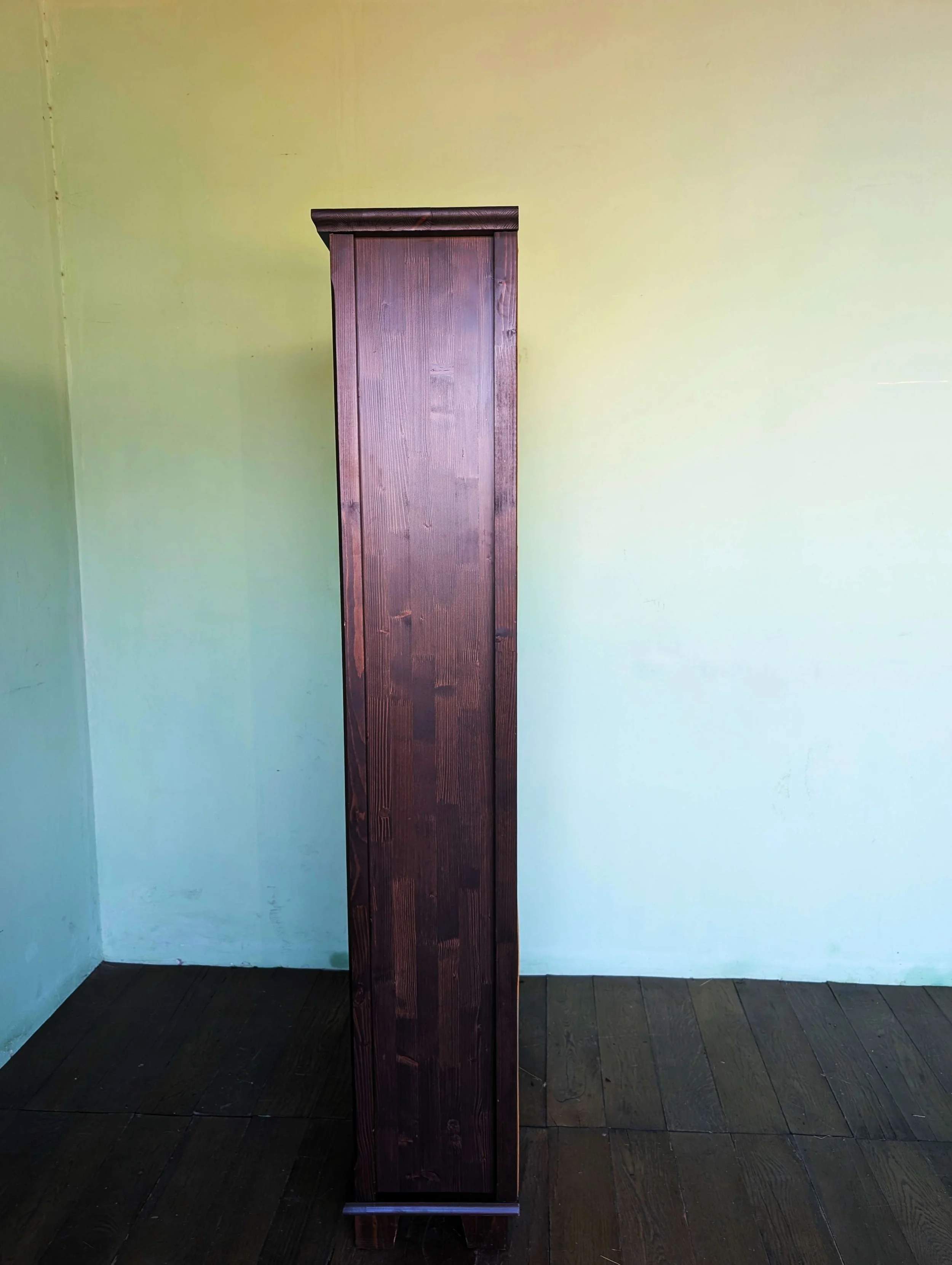 Book Shelf - 03.jpg