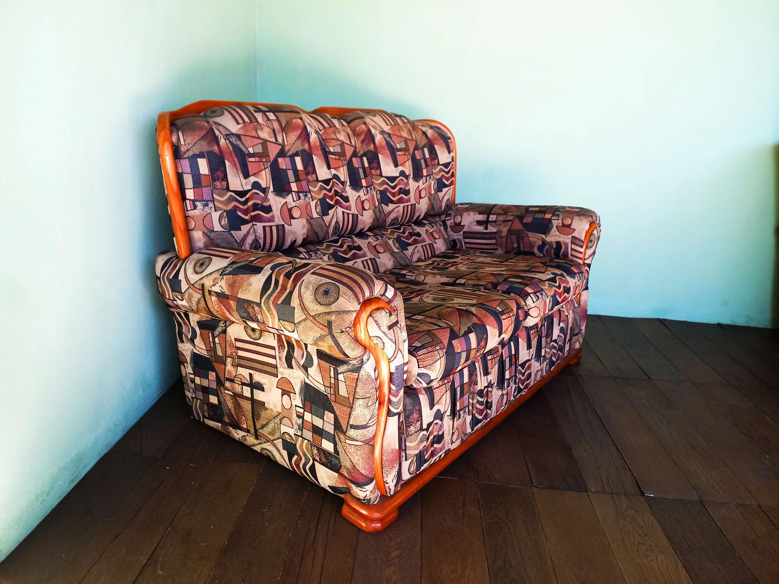 Set Couch- 6.jpg