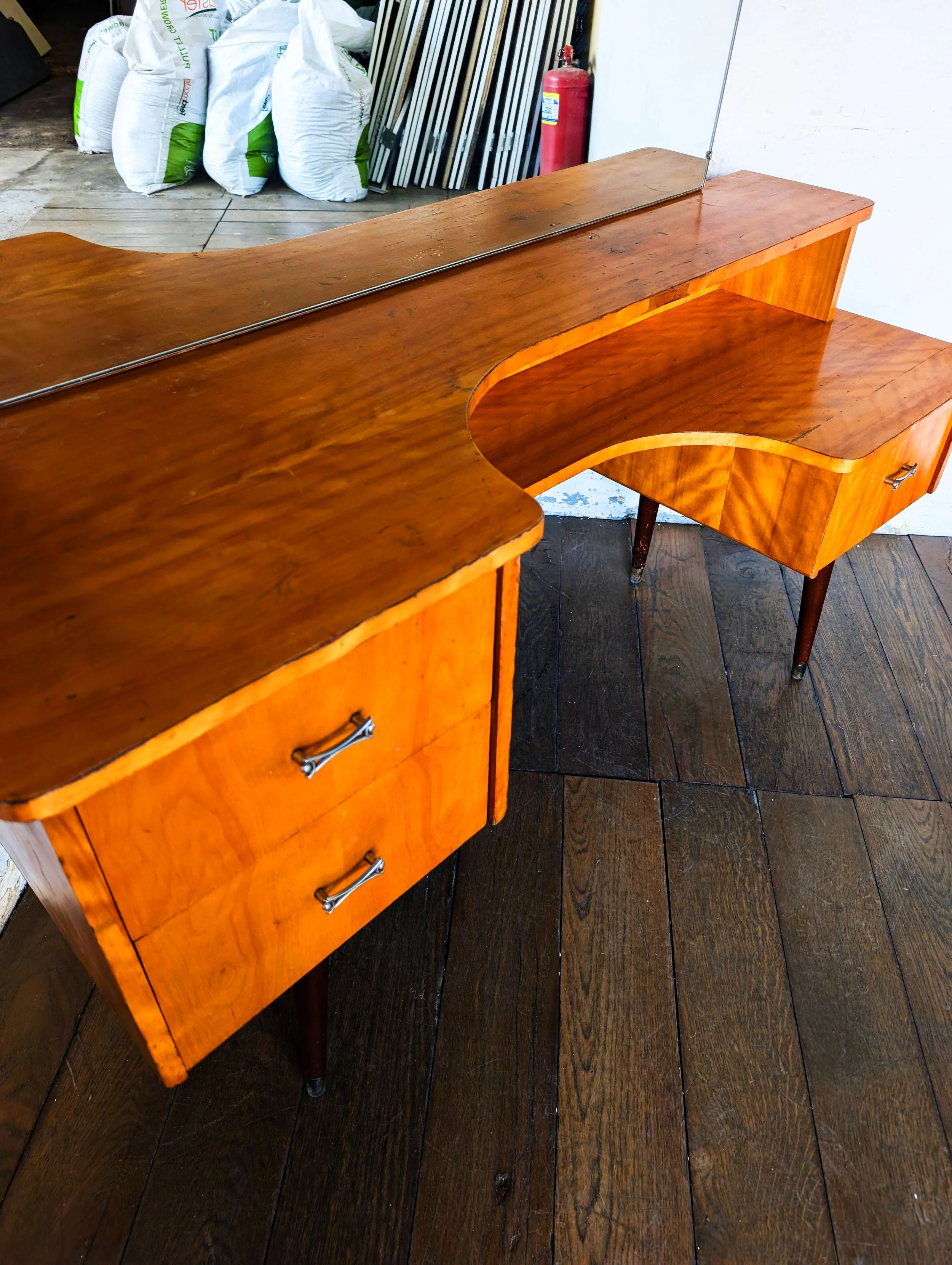 Dressing Table - 03.jpg