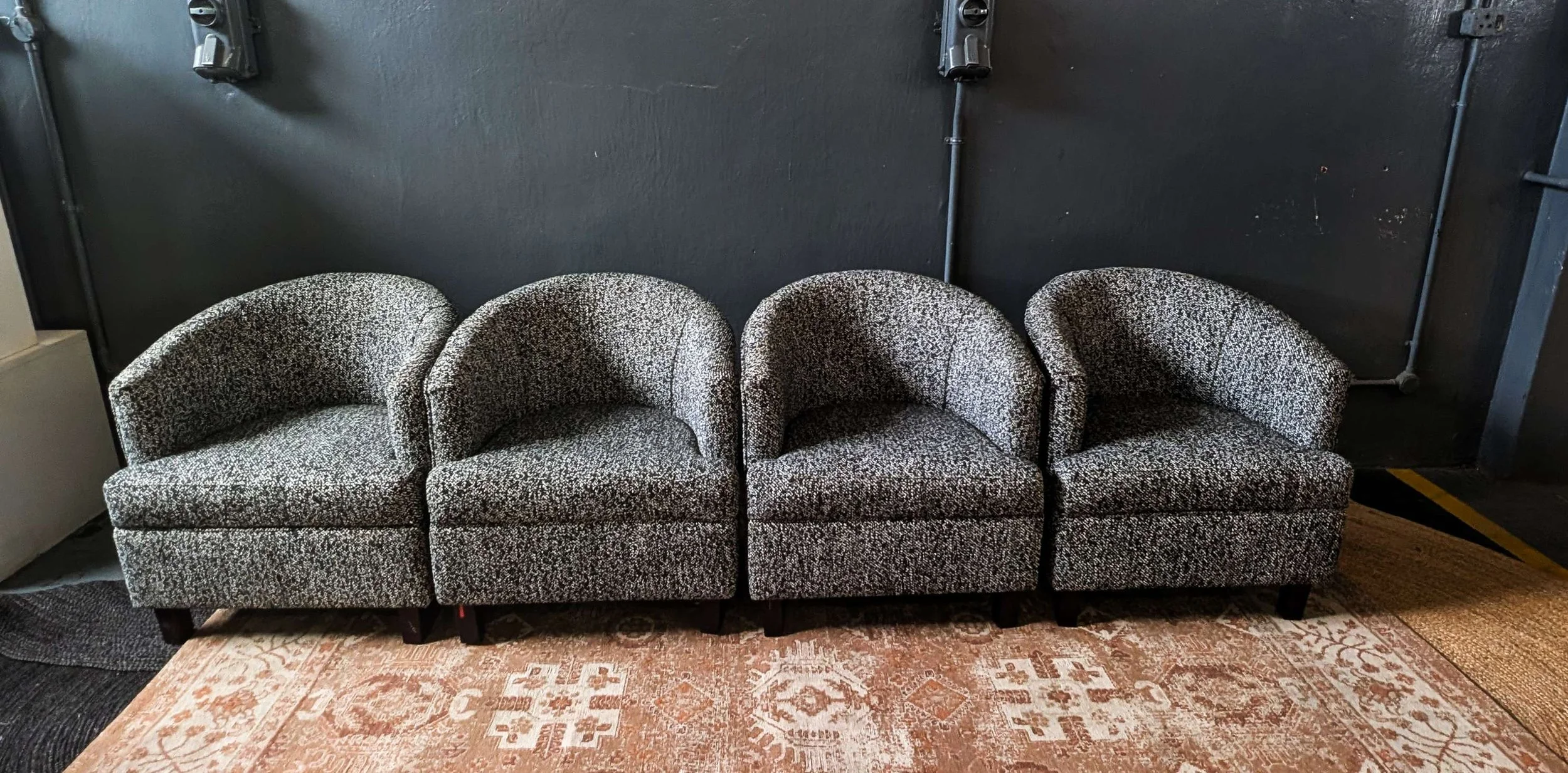 1 Seater Couch - 03.jpg