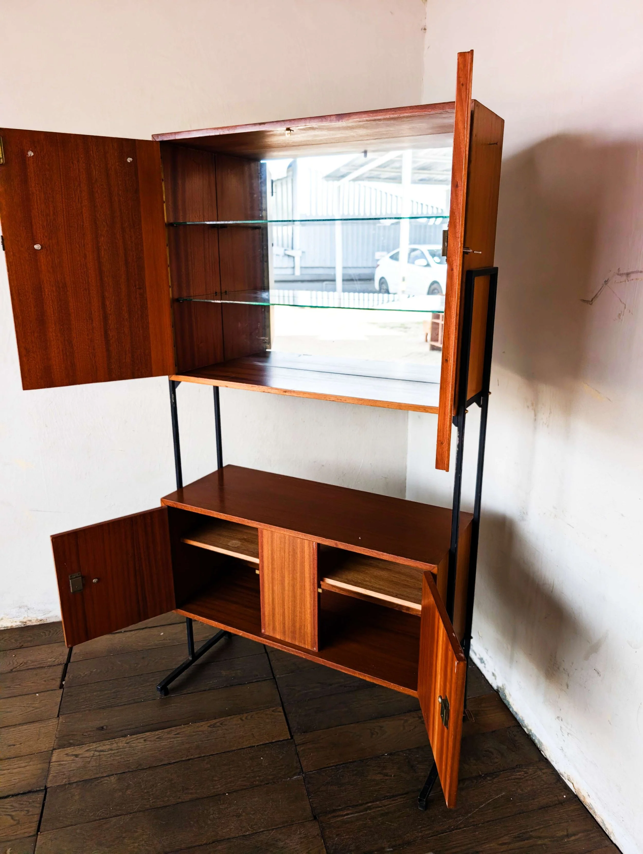 Wooden Cupboard - 06.jpg