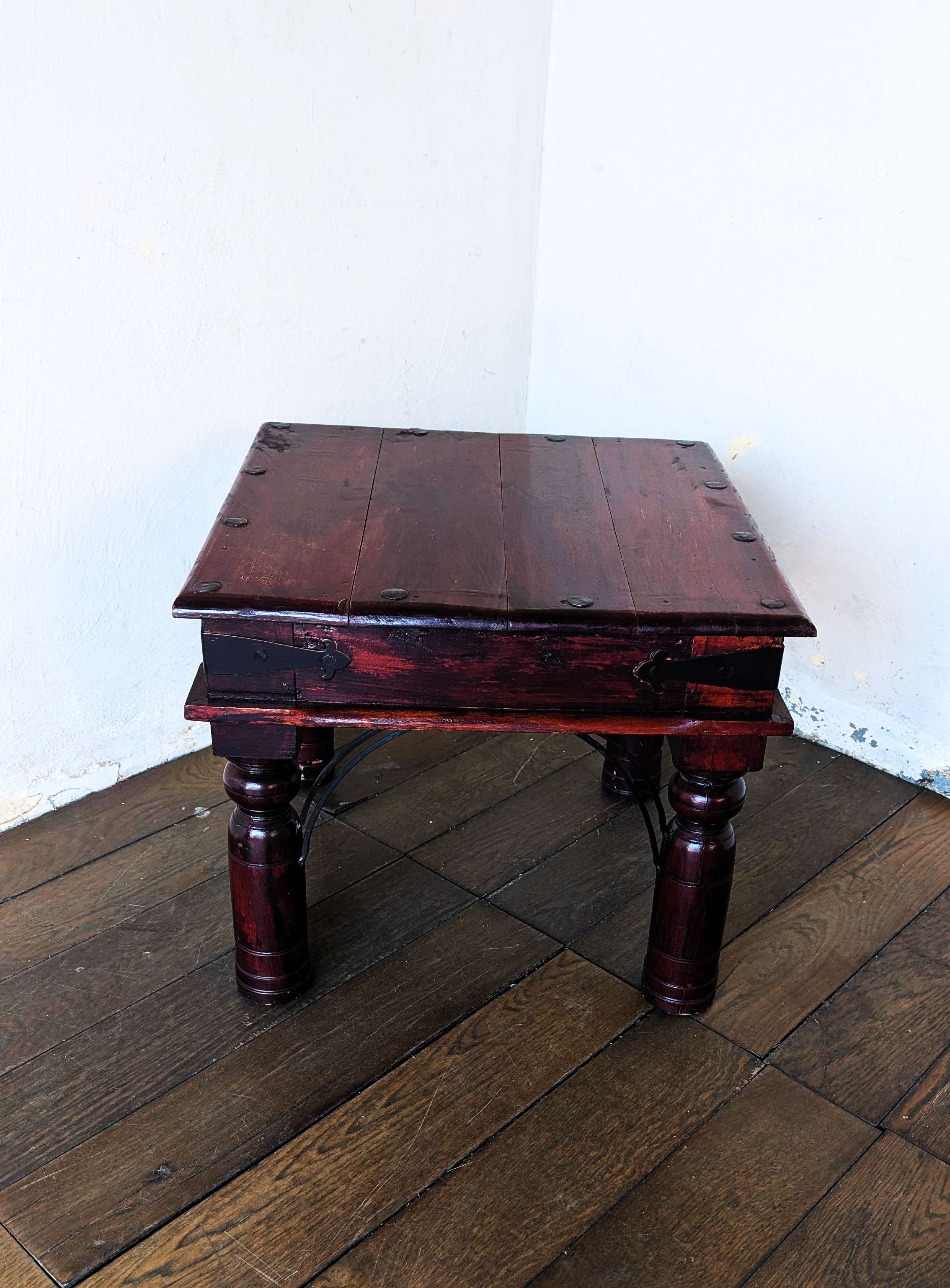 Coffee Table - 01 (3).jpg