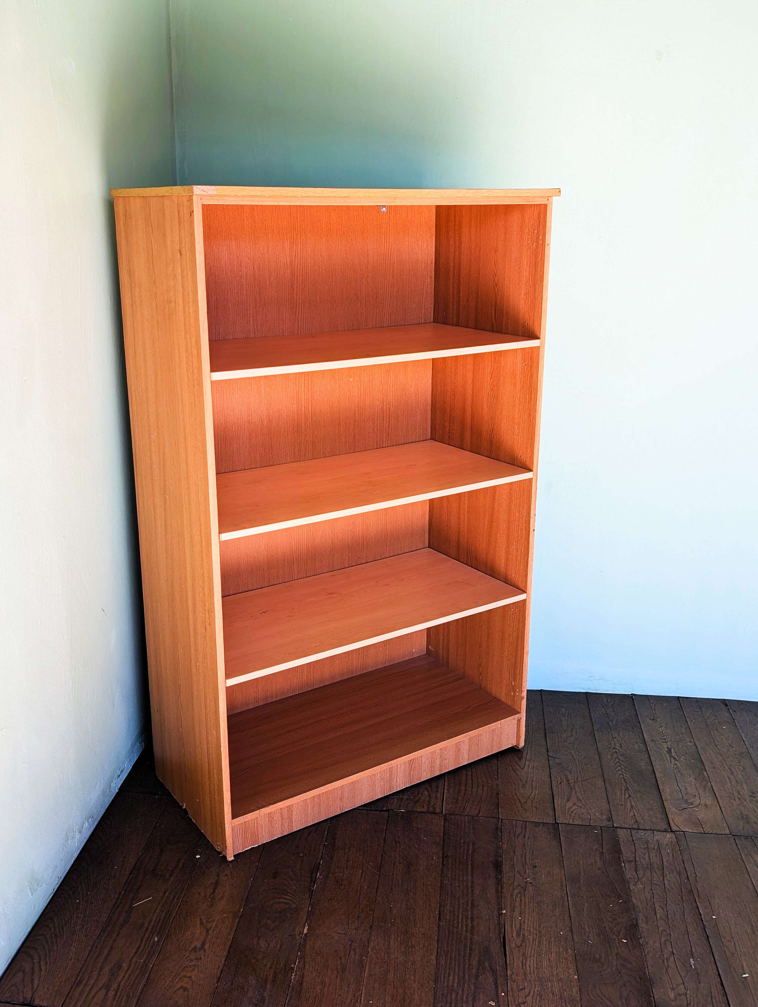 Bookcase - 03.jpg