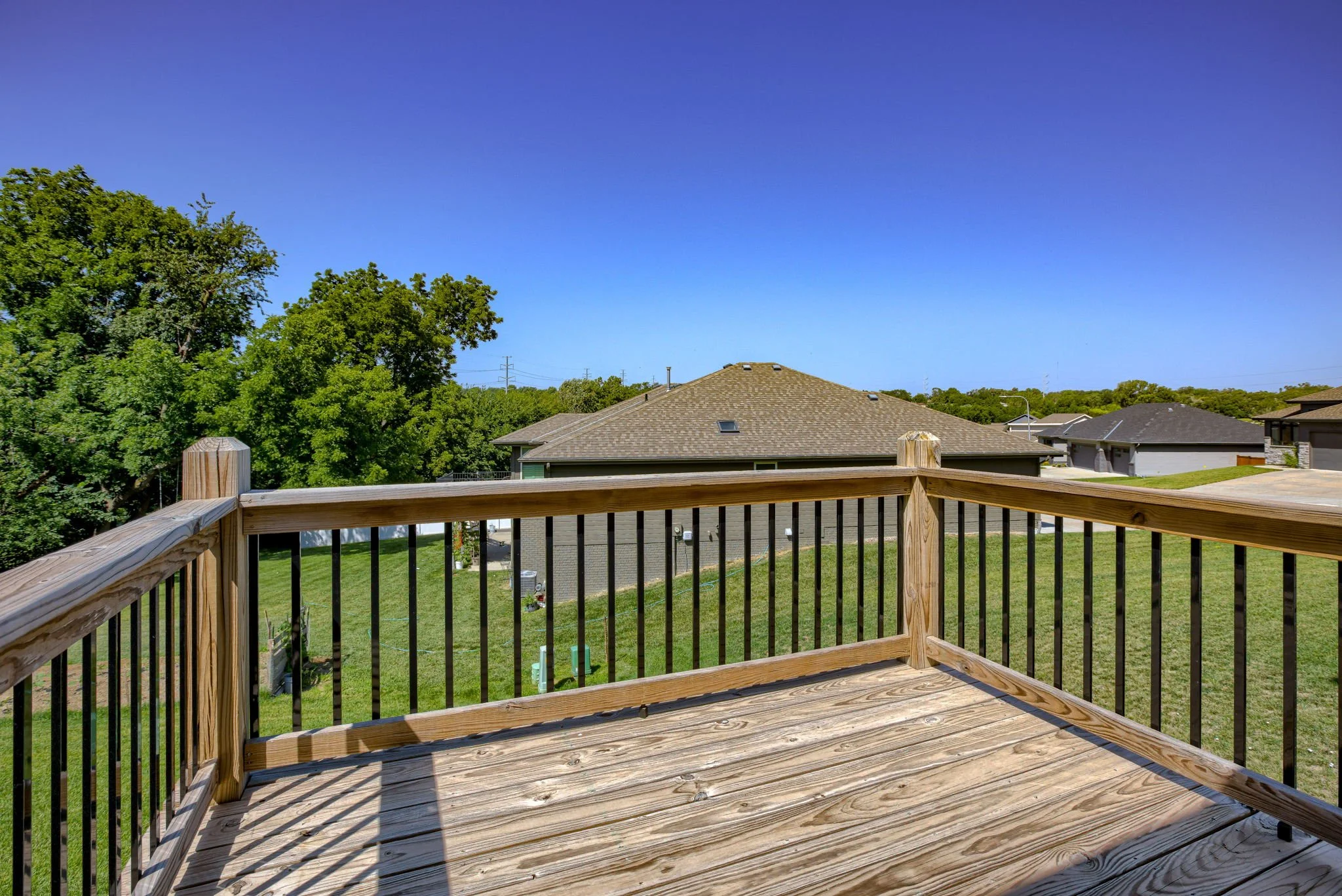 24-web-or-mls-93605_24 (1).jpg