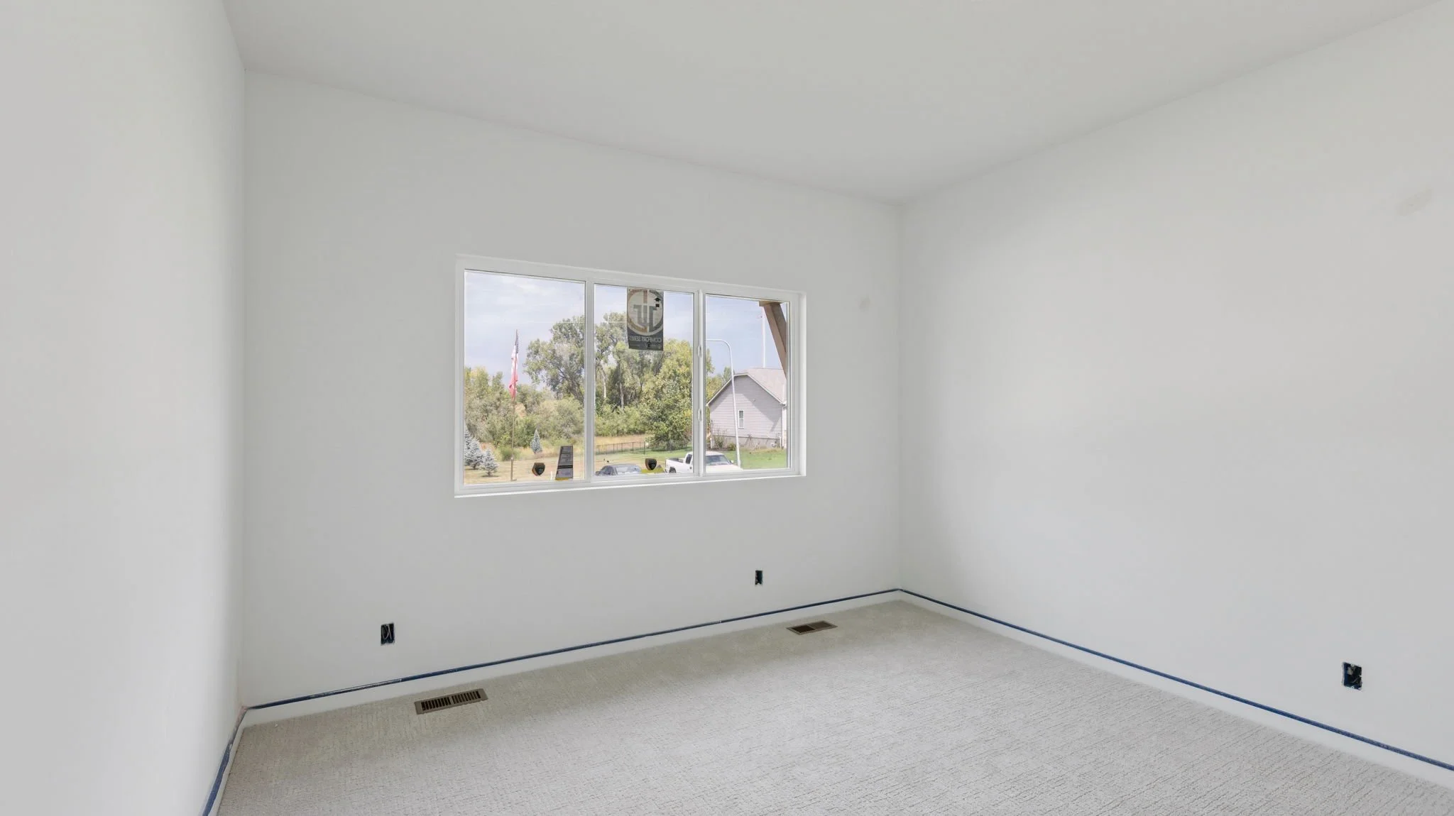 11-web-or-mls-7062 - 808 Grandview Dr_11.jpg