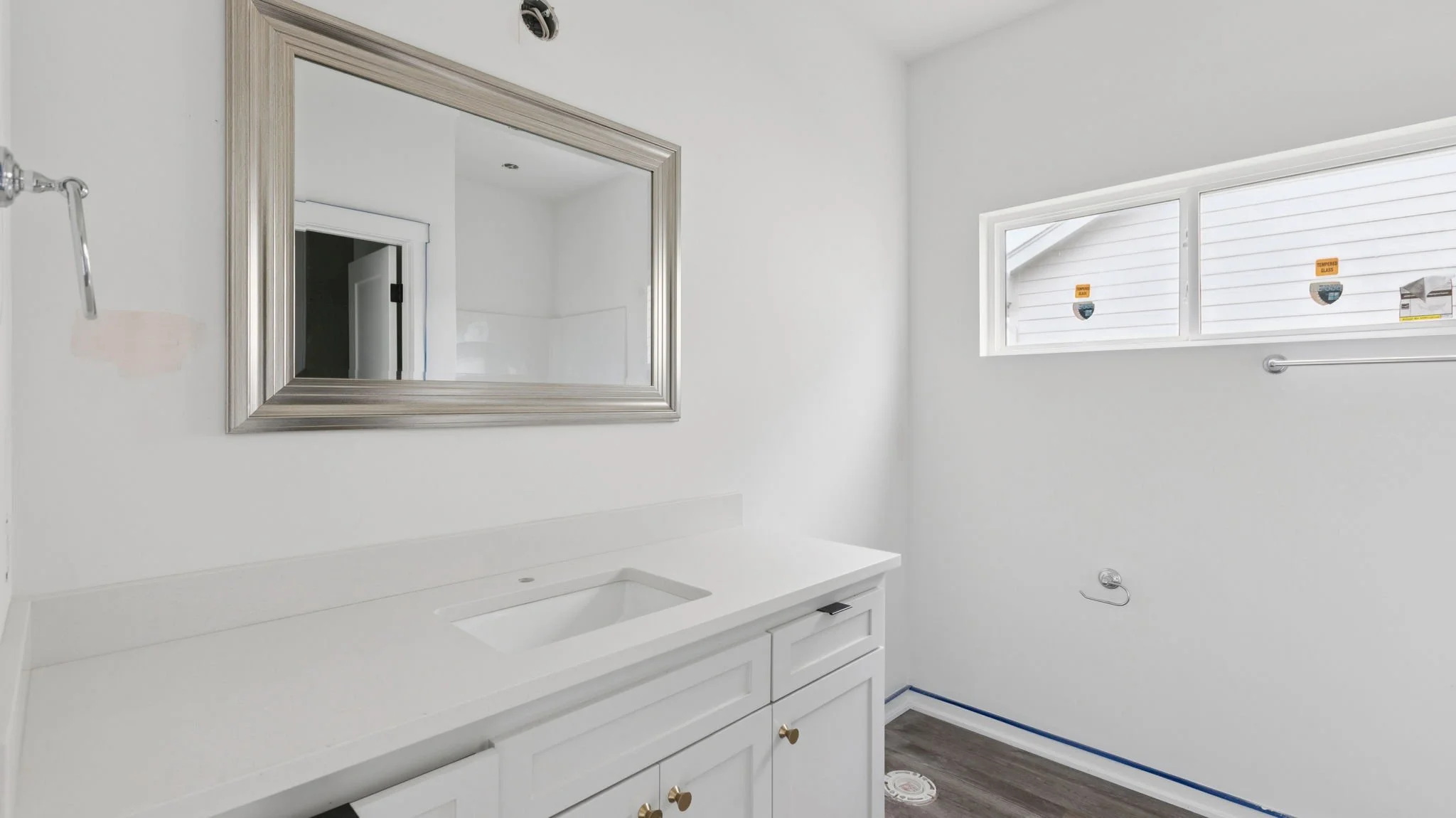 15-web-or-mls-7062 - 808 Grandview Dr_15.jpg