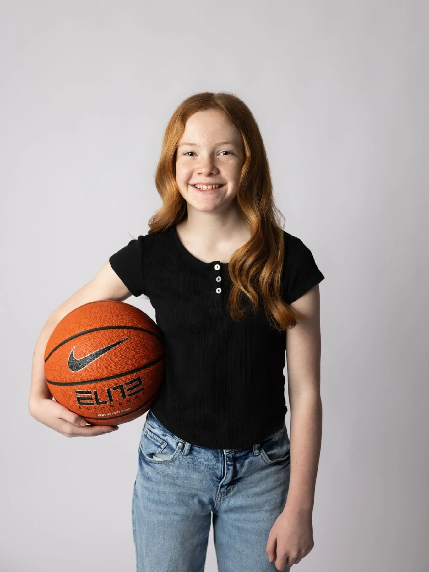 &ldquo;You don&rsquo;t have to be confident to show up.&rdquo;
✨You can feel awkward and still belong here
✨Everyone feels unsure sometimes (yes, even the &ldquo;confident&rdquo; girls)
✨BLOOM is where you figure it out&mdash;not where you already ha