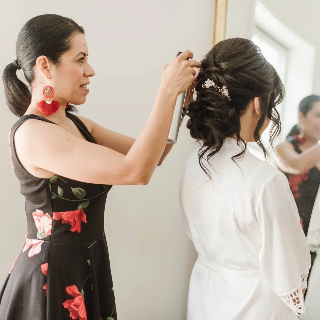 This week we want to give a big shout out to a vendor and friend, @maricruzhairstyles ❤️ We adore her stylings and admire the way she's grown her business! Maricruz is featured in our latest blog post, so be sure to stop by and give it a read. (link 