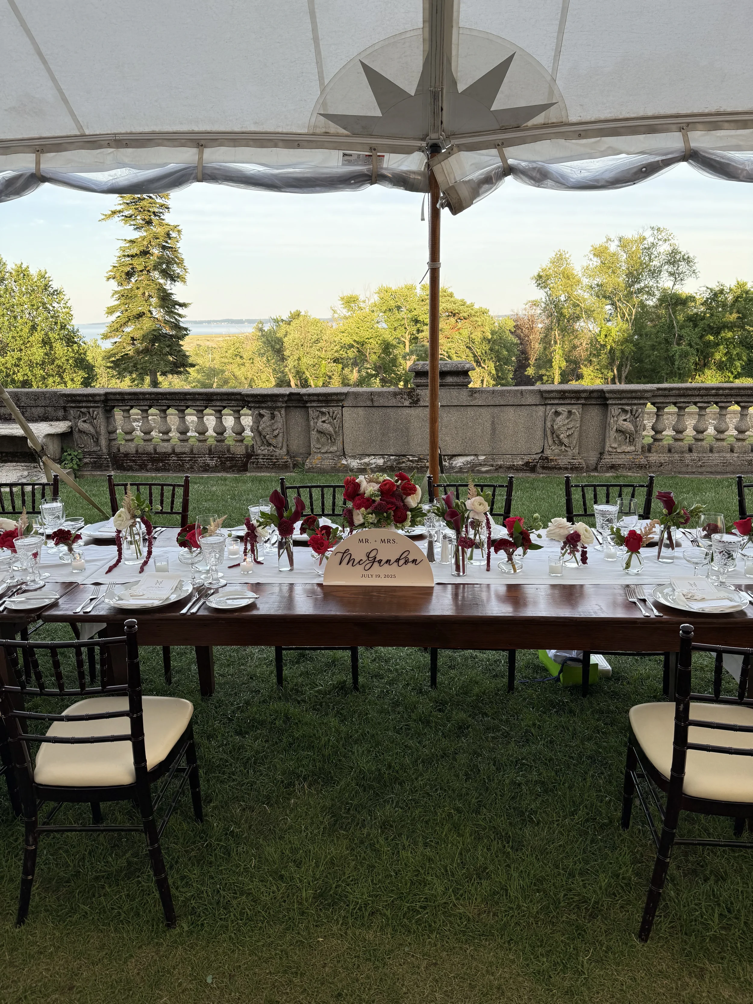 Picturesque Dinner Settings