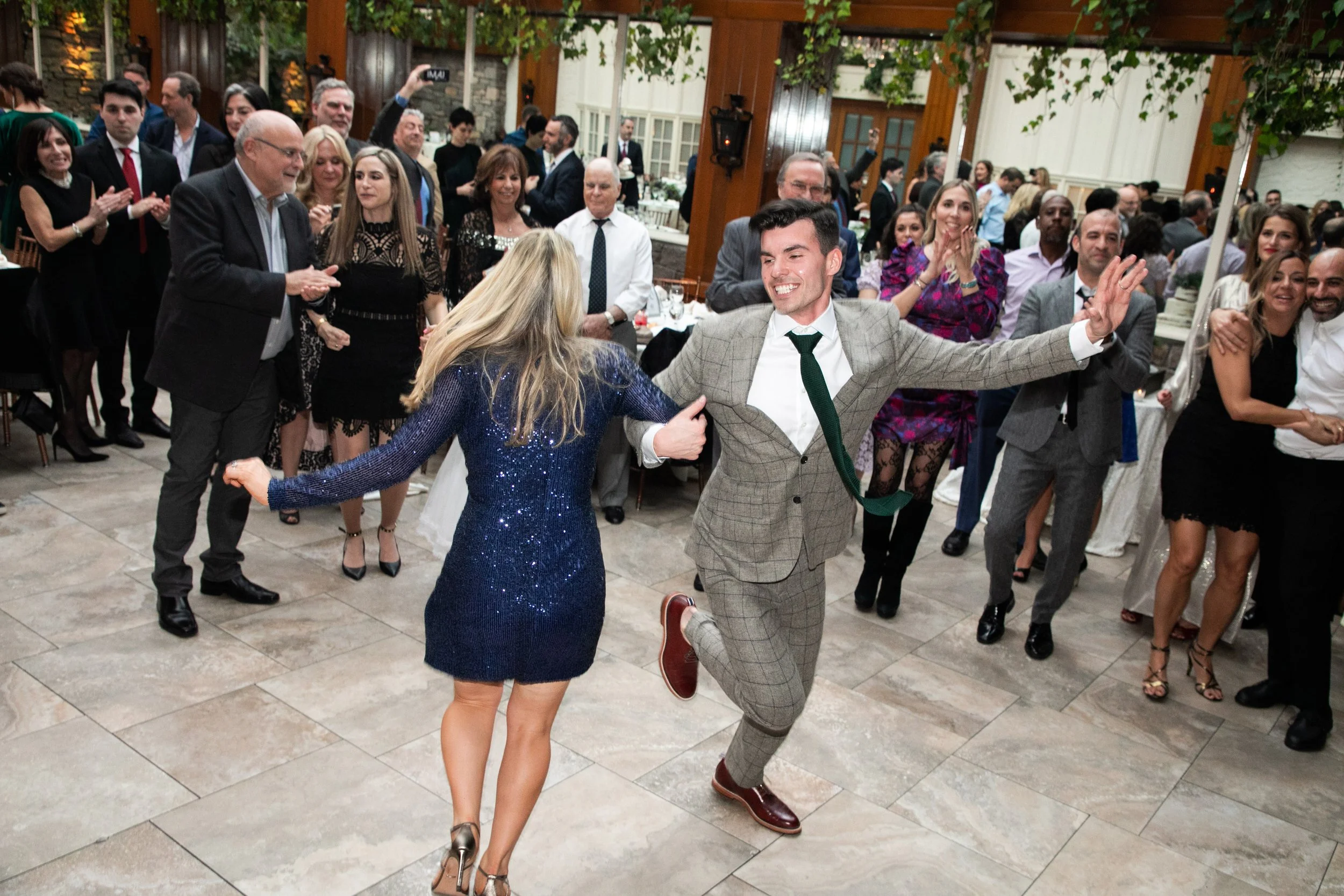 JON-MIKE-WEDDING-tomasherold-503.jpg