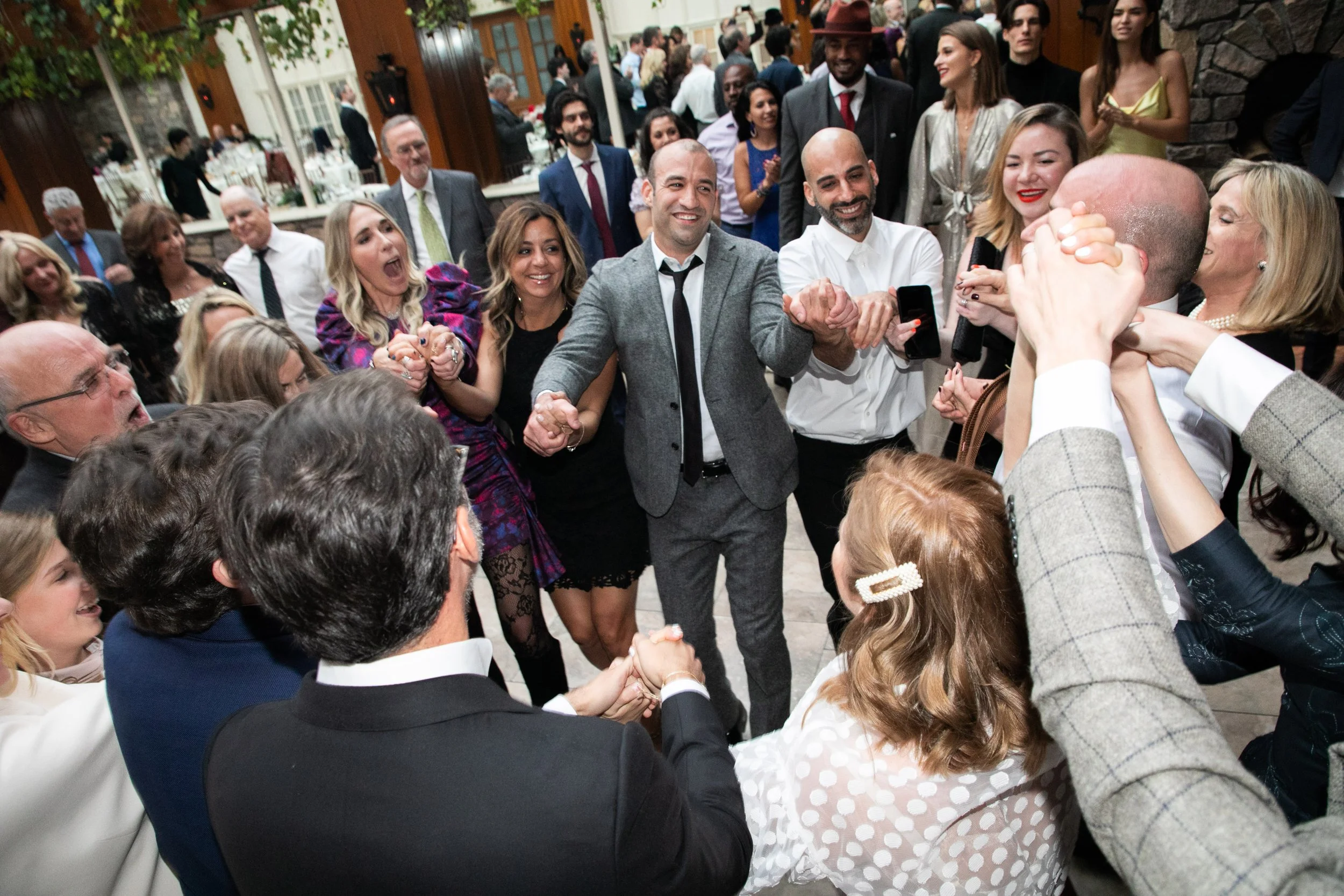 JON-MIKE-WEDDING-tomasherold-500.jpg