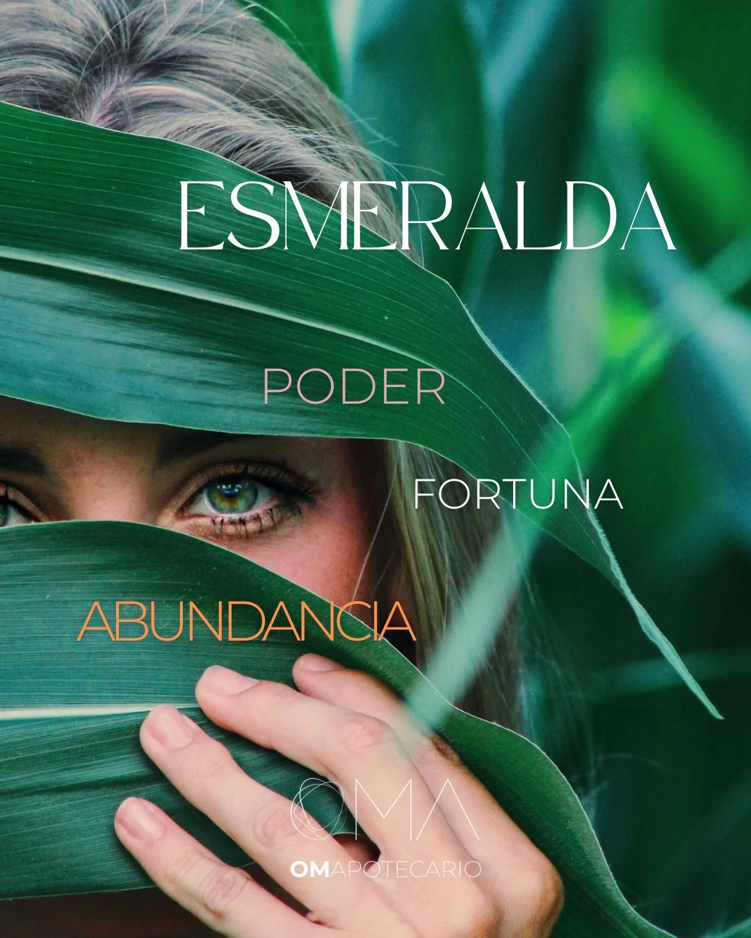 Las ESMERALDAS ENAMORAN! 💚💚💚

⟶ Las esmeraldas Colombianas de la mina de Muzo son una de las m&aacute;s valiosas y cotizadas en el mercado. Son conocidas por su color intenso y claridad excepcional.

Son cada vez m&aacute;s escasas y muy solicitad