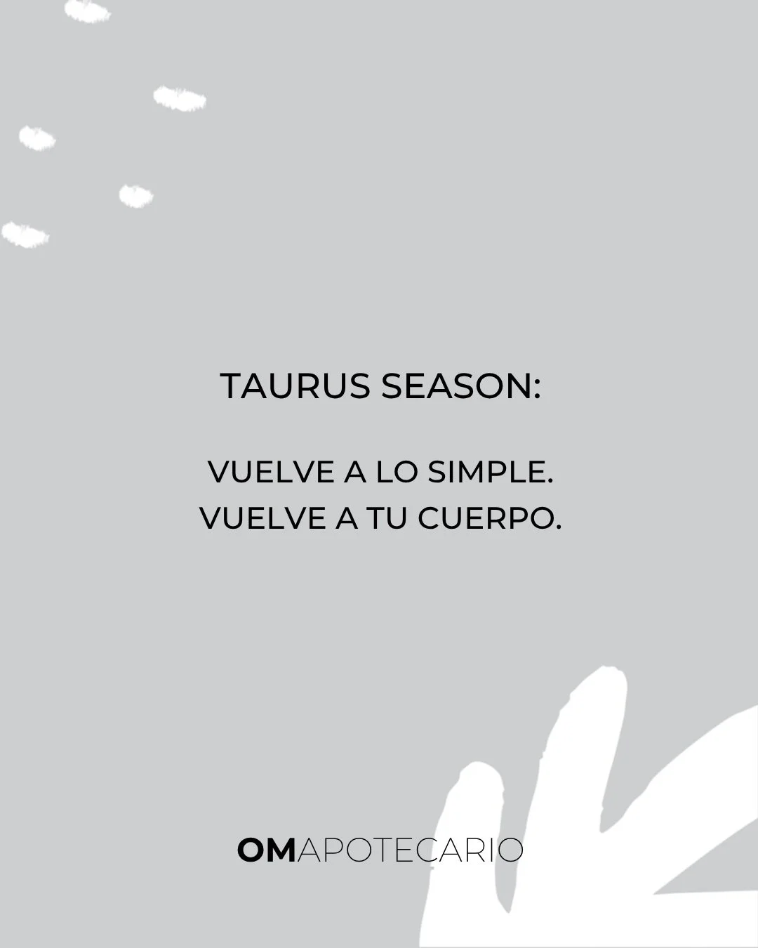 Antes de la Luna Nueva en Tauro, la energ&iacute;a nos pide bajar el volumen y regresar a lo esencial. 🌿
Hoy el ritual es simple: respirar, habitar el cuerpo y elegir paz.
💭 Pregunta: &iquest;Qu&eacute; parte de tu vida necesita m&aacute;s calma y 