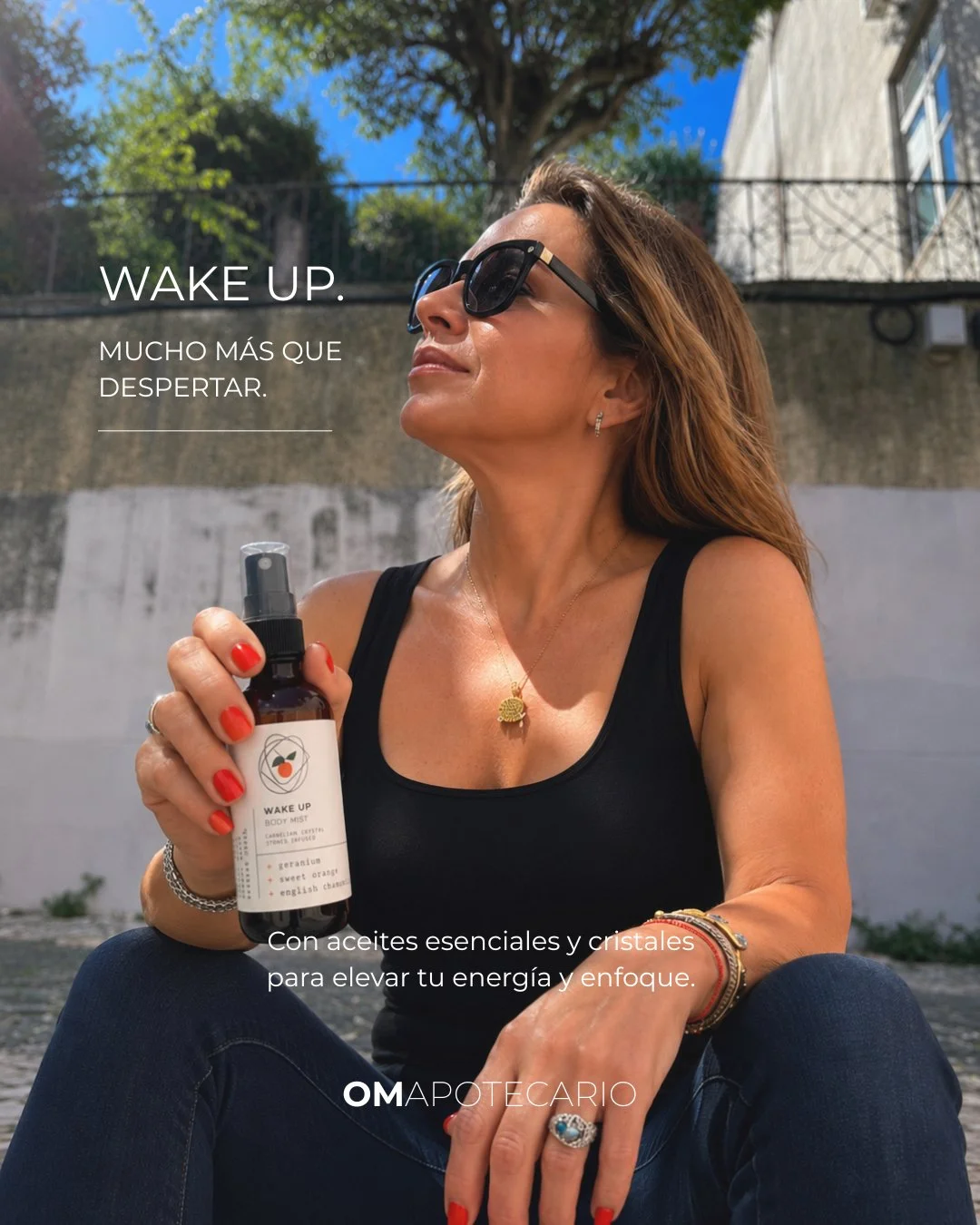Wake Up no es solo para comenzar la ma&ntilde;ana.

Es ese peque&ntilde;o ritual que te acompa&ntilde;a cuando necesitas recuperar claridad, renovar tu energ&iacute;a o volver a conectar contigo.

&Uacute;salo al despertar, antes de una reuni&oacute;