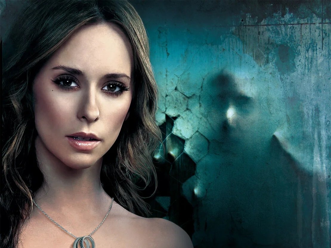 THE GHOST WHISPERER
