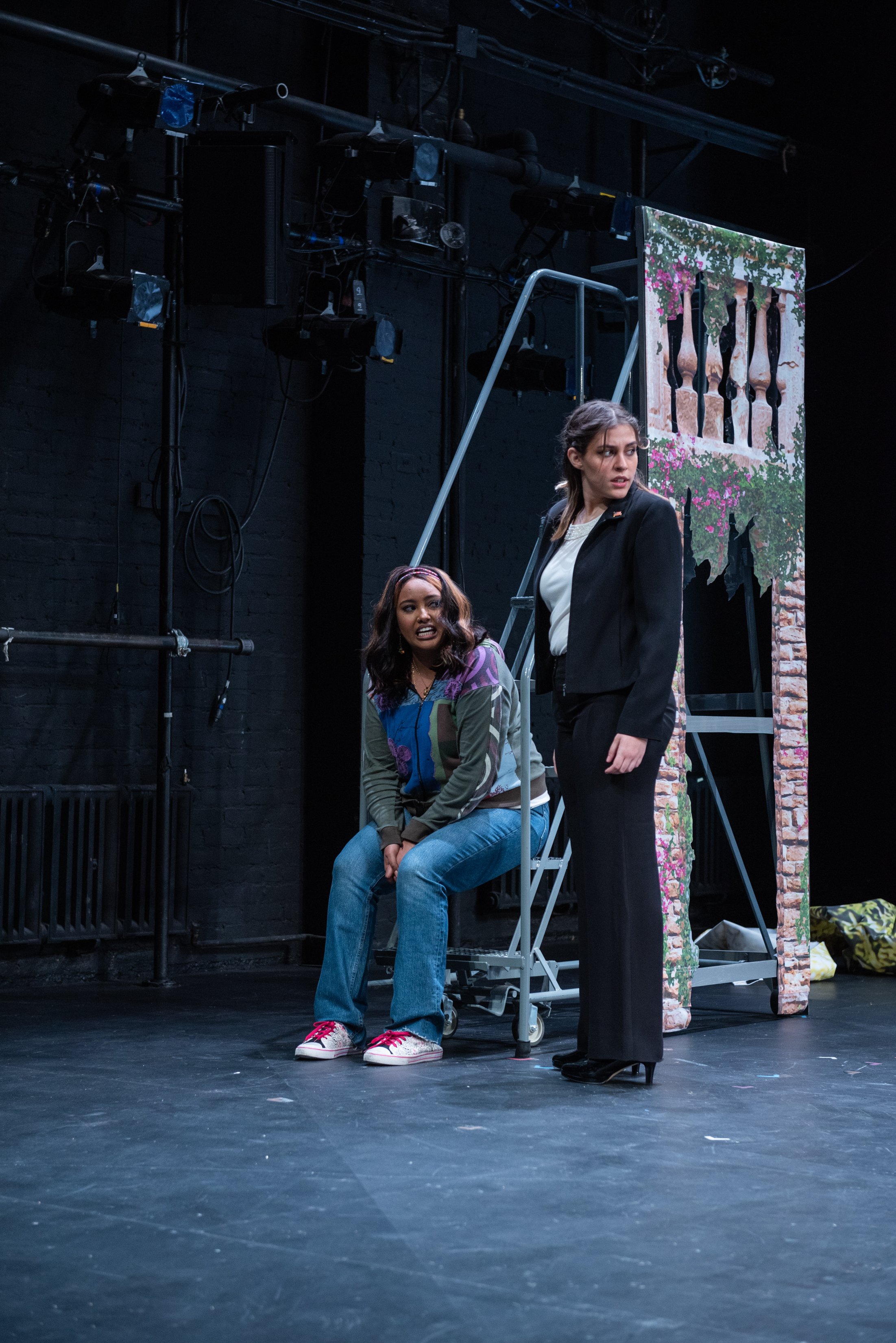 romeo-juliet-new-school-211215-277.jpg