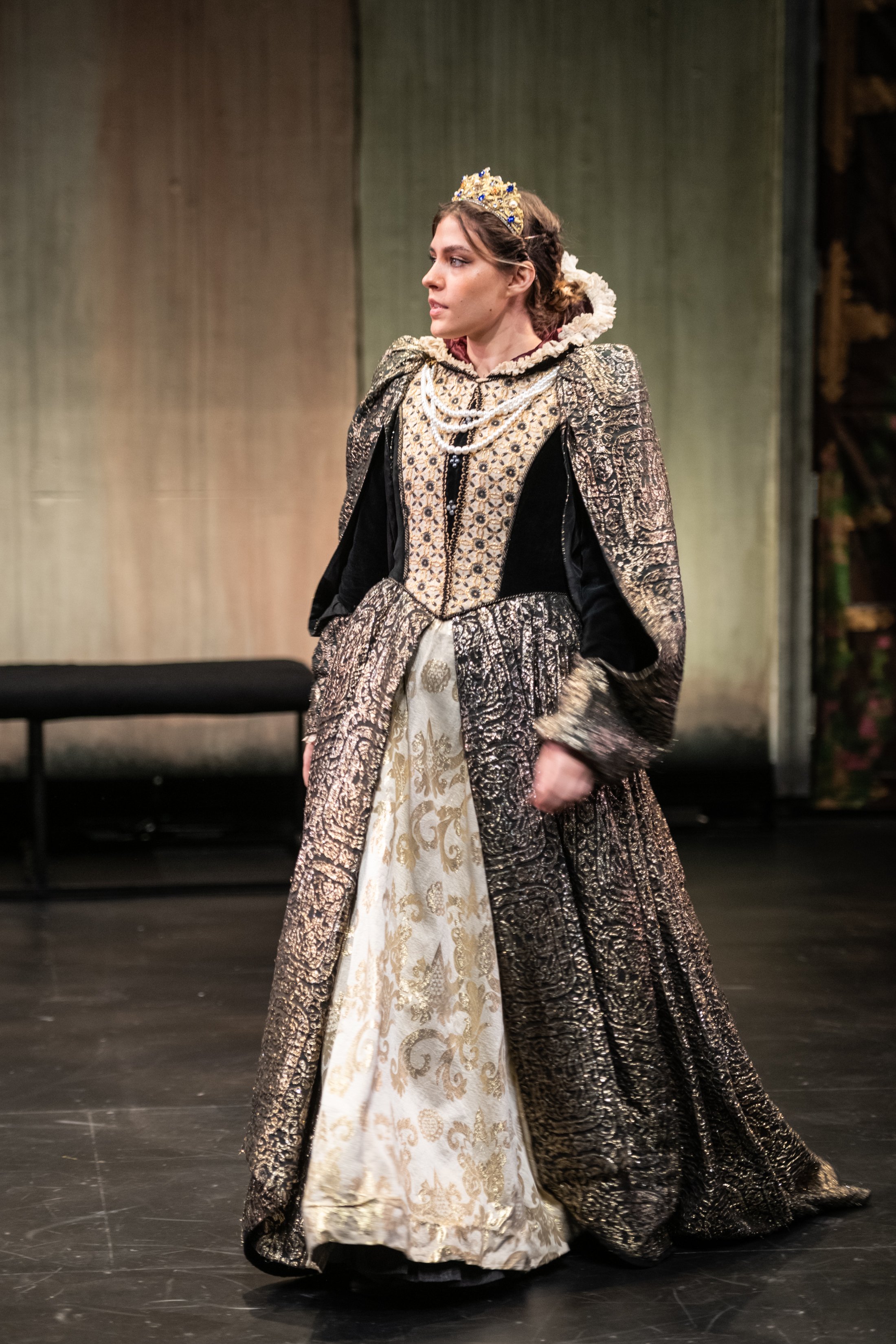 romeo-juliet-new-school-211215-024.jpg