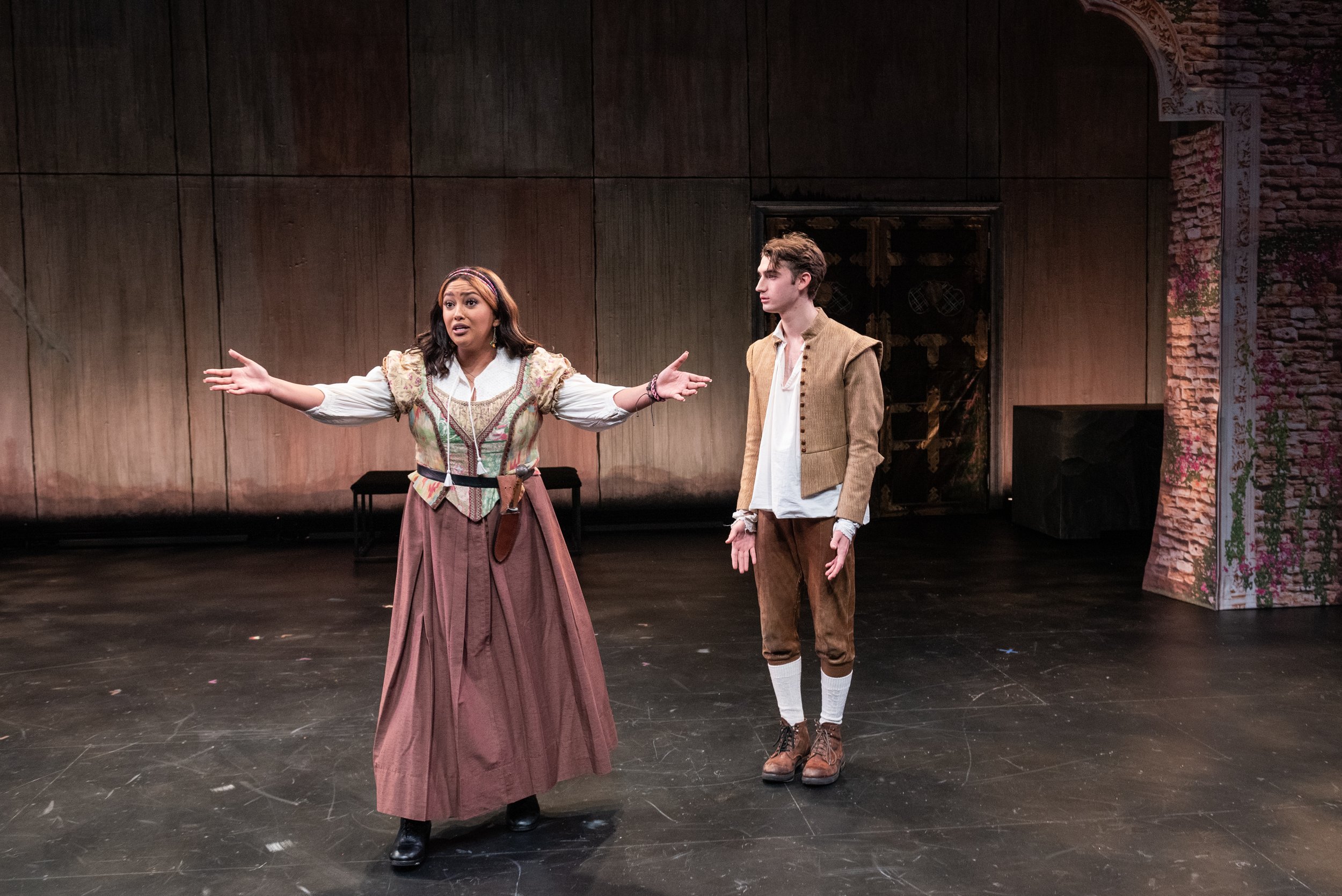 romeo-juliet-new-school-211215-040.jpg