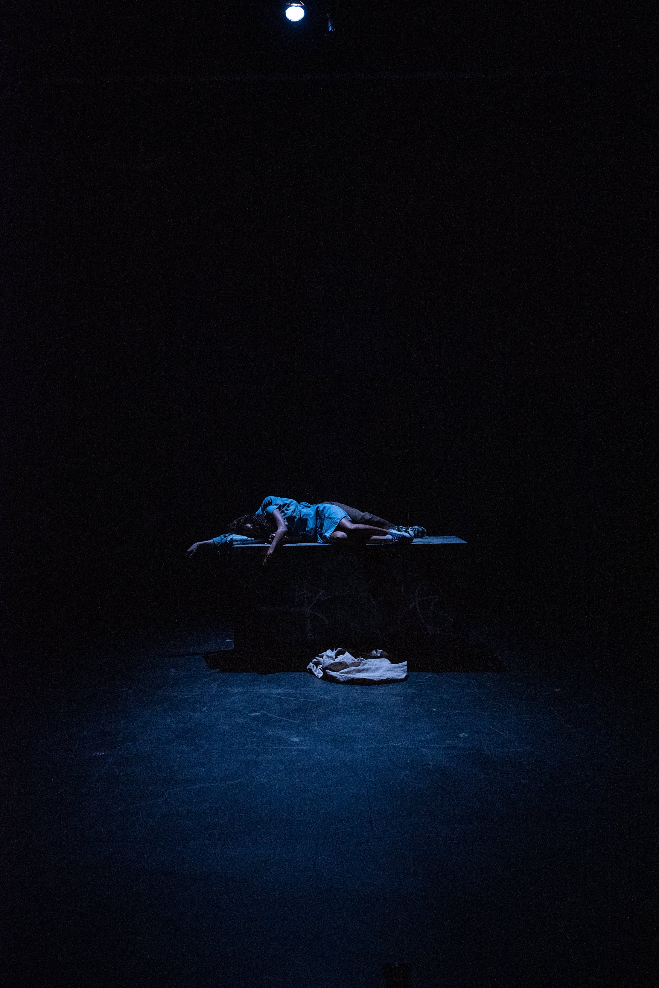 romeo-juliet-new-school-211215-449.jpg