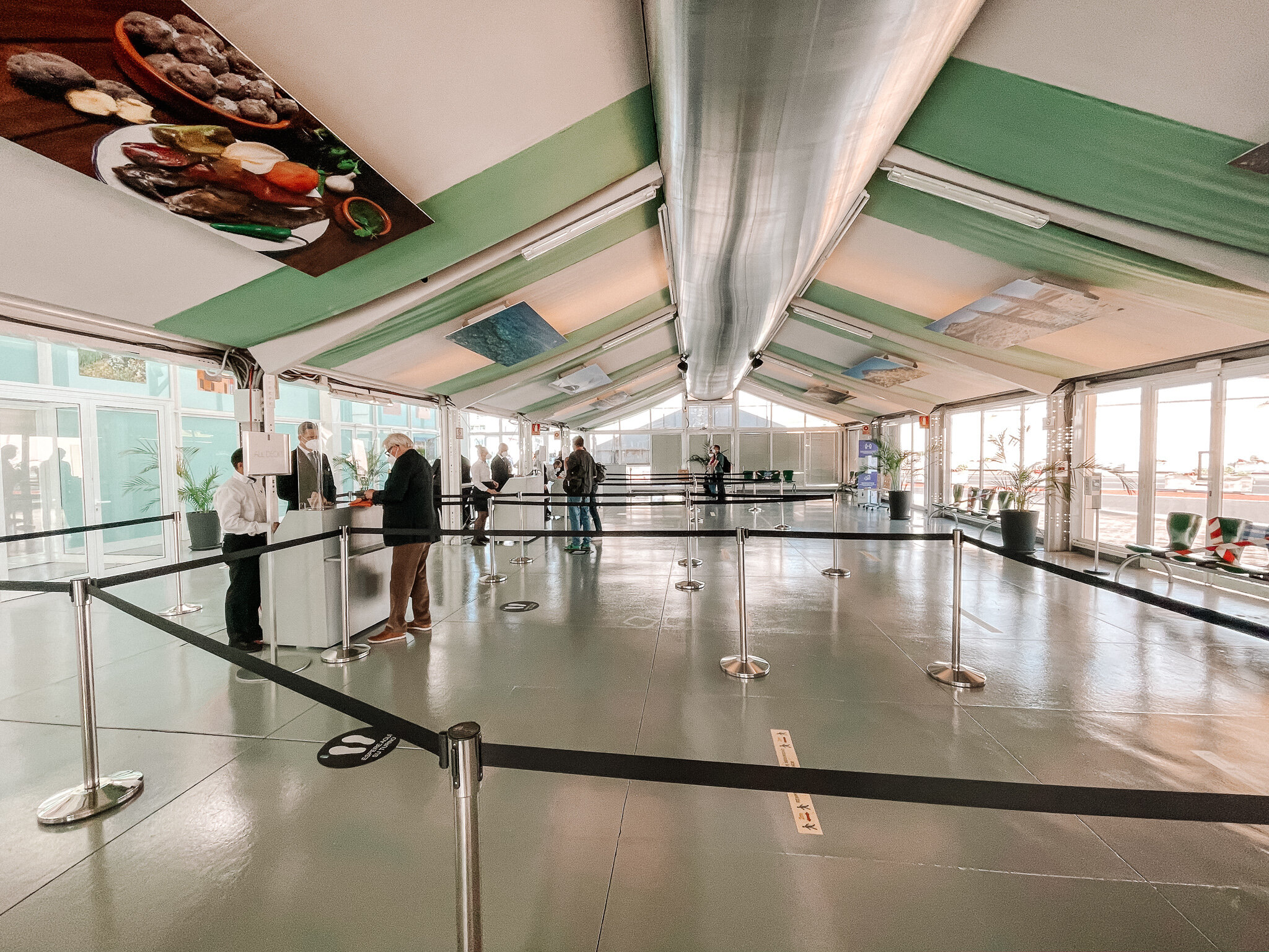 Check-In für die EUROPA 2 in Teneriffa