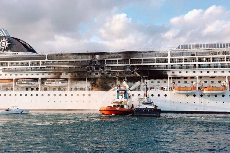 Die MSC Lirica nach dem Brand auf Korfu, Griechenland. © Cruise Industry News