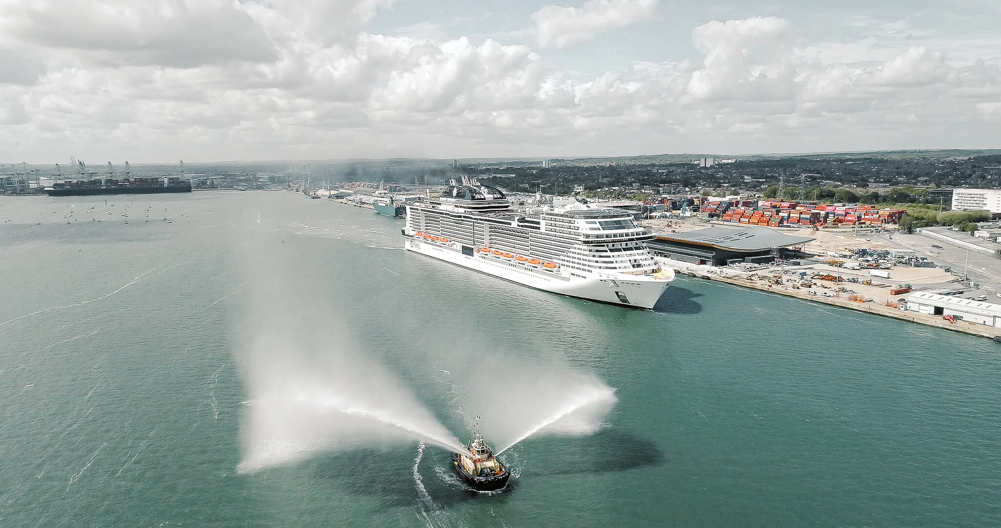Die MSC Virtuosa läuft am 13. Mai 2021 zum ersten Mal in Southampton ein.