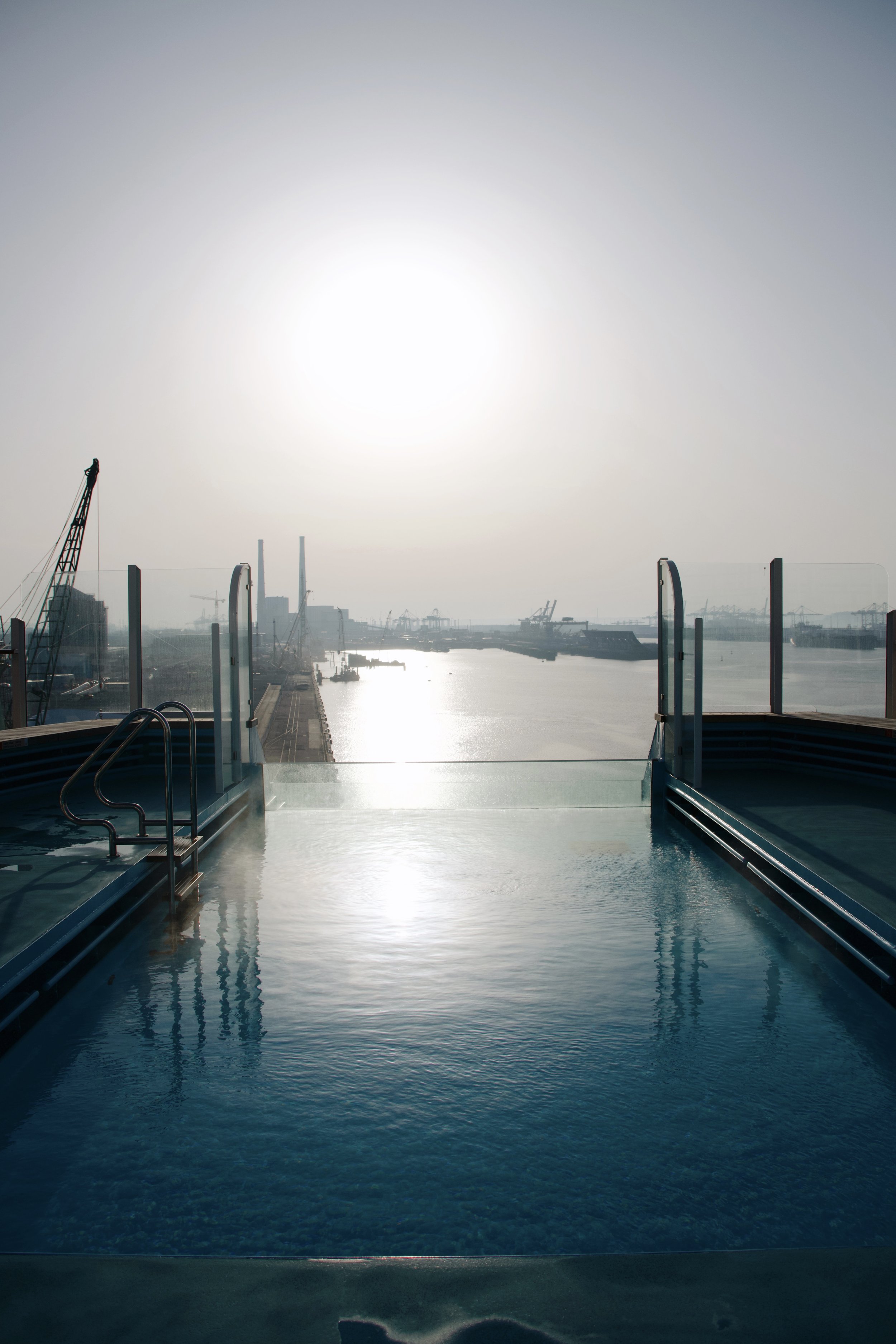 Der Infinity Pool kann bis zu 28 Grad beheizt werden.